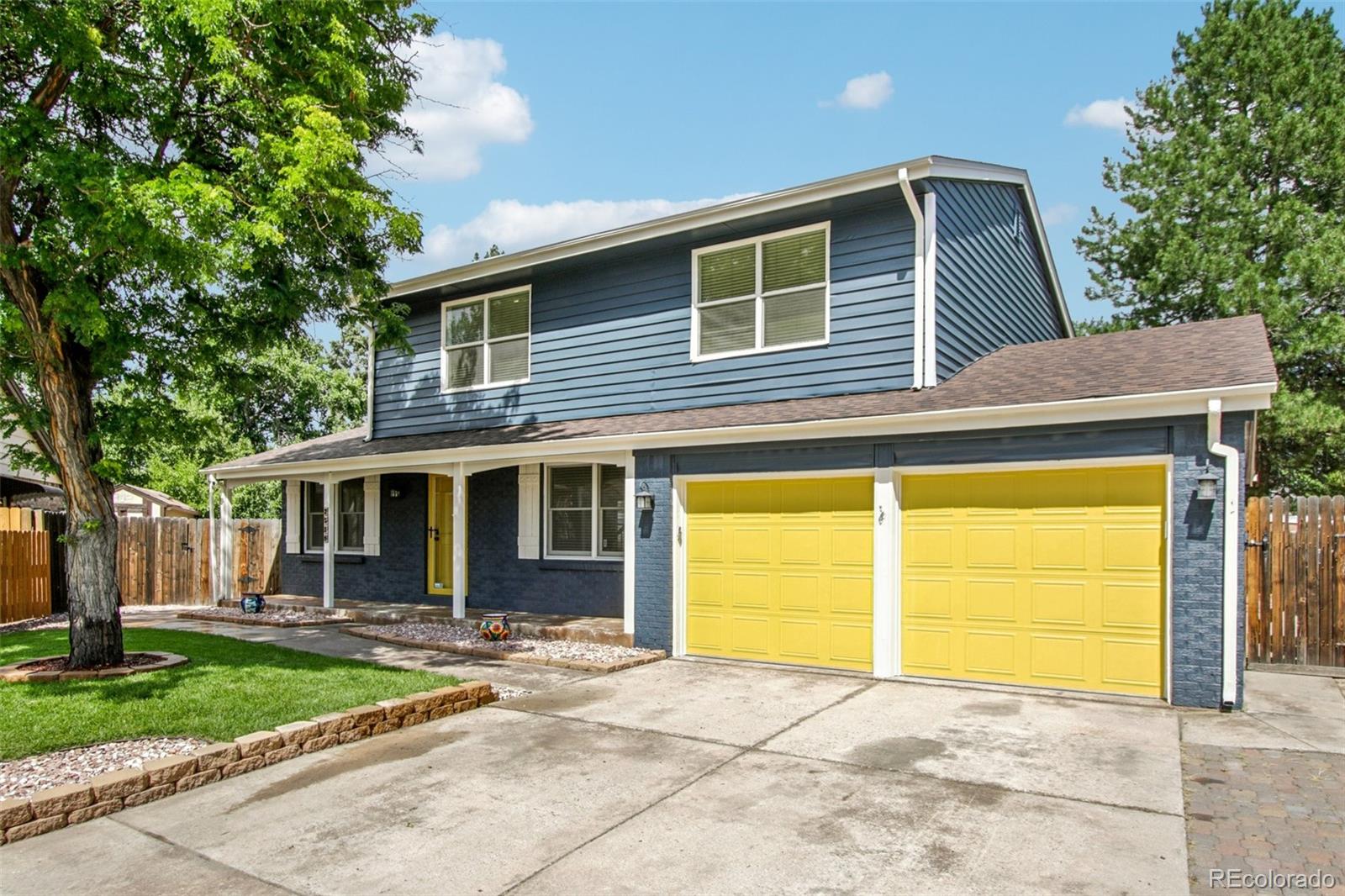 Crestridge Aurora Home | MLS #: 72887952518 S Dawson Way, Aurora Beds: 5 Baths: 4 Price: $559,000