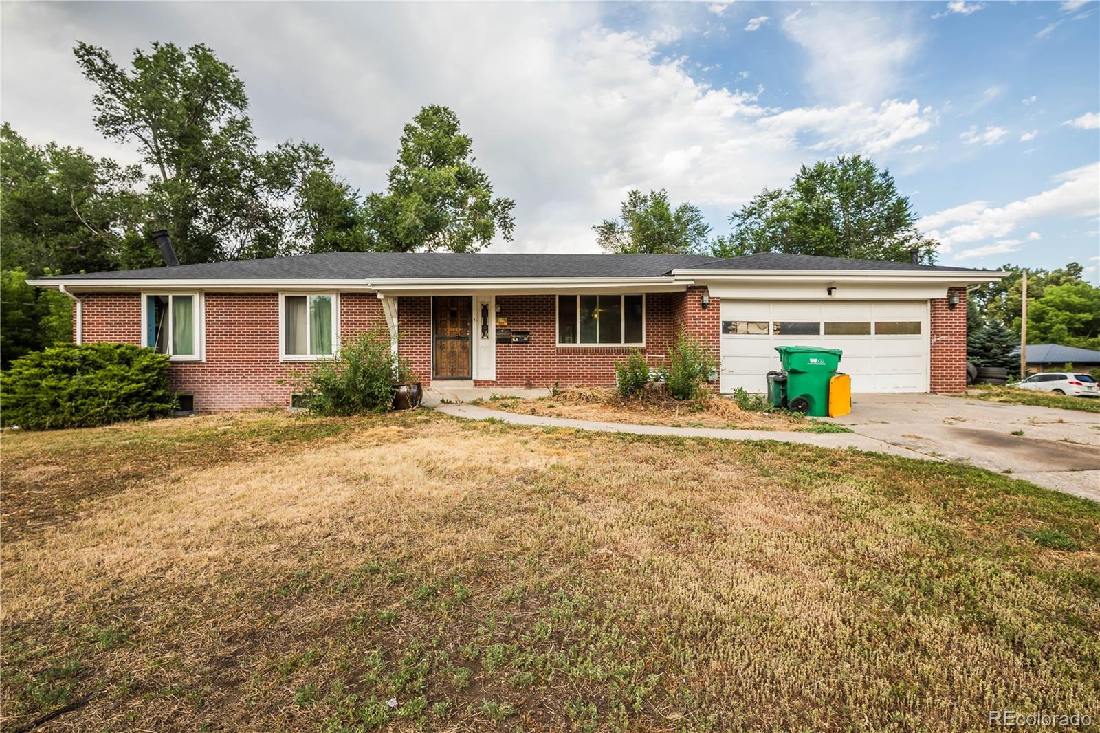 Meadowlark Hills Lakewood Home | MLS #: 1955093200  Garrison Street, Lakewood Beds: 4 Baths: 4 Price: $474,977