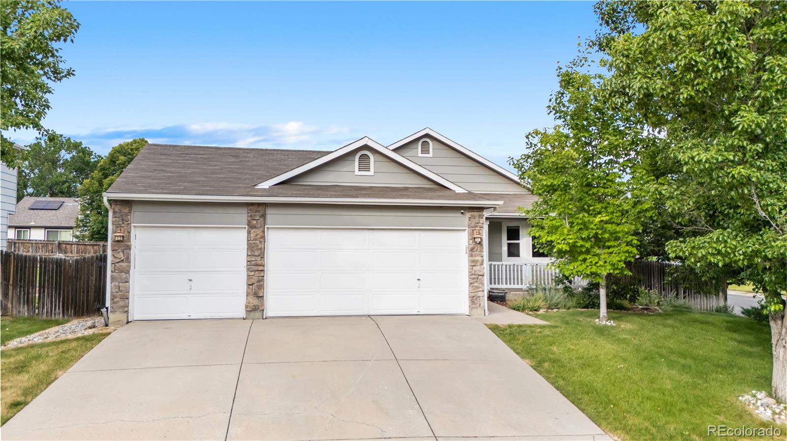 Dover Aurora Home | MLS #: 77584222242 S Uravan Street, Aurora Beds: 3 Baths: 2 Price: $489,888