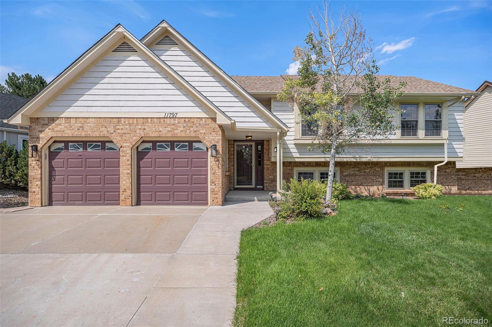 Country West Littleton Home | MLS #: 316217011797 W Aqueduct Drive, Littleton Beds: 4 Baths: 3 Price: $650,000