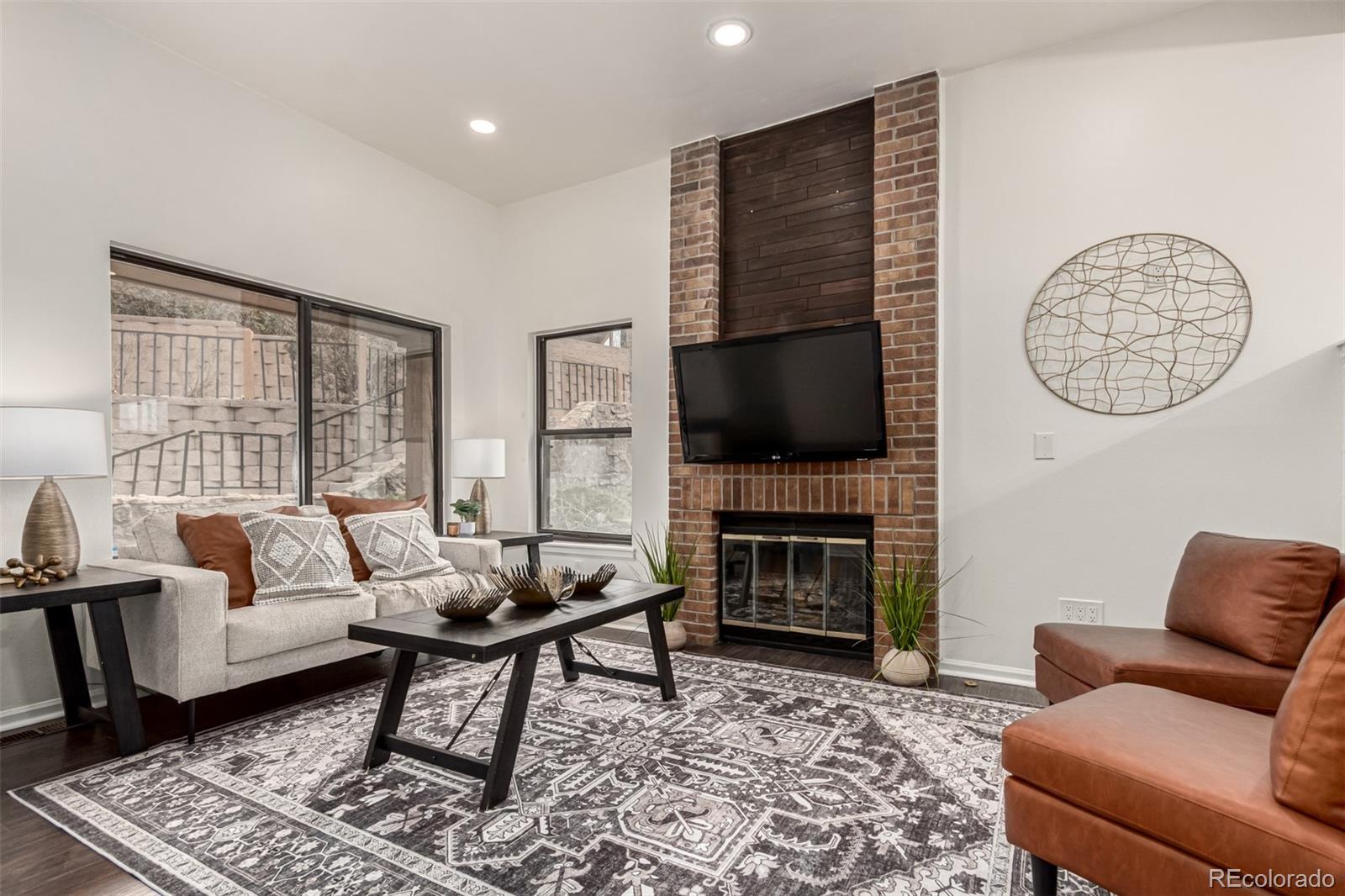 Wind Stream Denver Condo / Townhome | MLS #: 82430899400 E Iliff Avenue 103, Denver Beds: 3 Baths: 4 Price: $437,990
