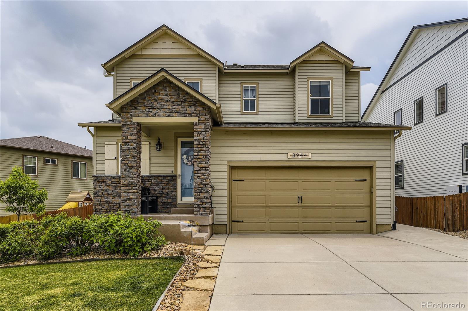 Terrain Castle Rock Home | MLS #: 73600623944  Trail Stone Circle, Castle Rock Beds: 4 Baths: 4 Price: $670,000
