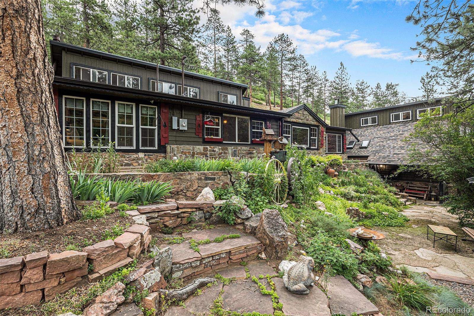Deer Creek Littleton Home | MLS #: 69558099236 S Mica Mine Gulch Road, Littleton Beds: 3 Baths: 2 Price: $895,000