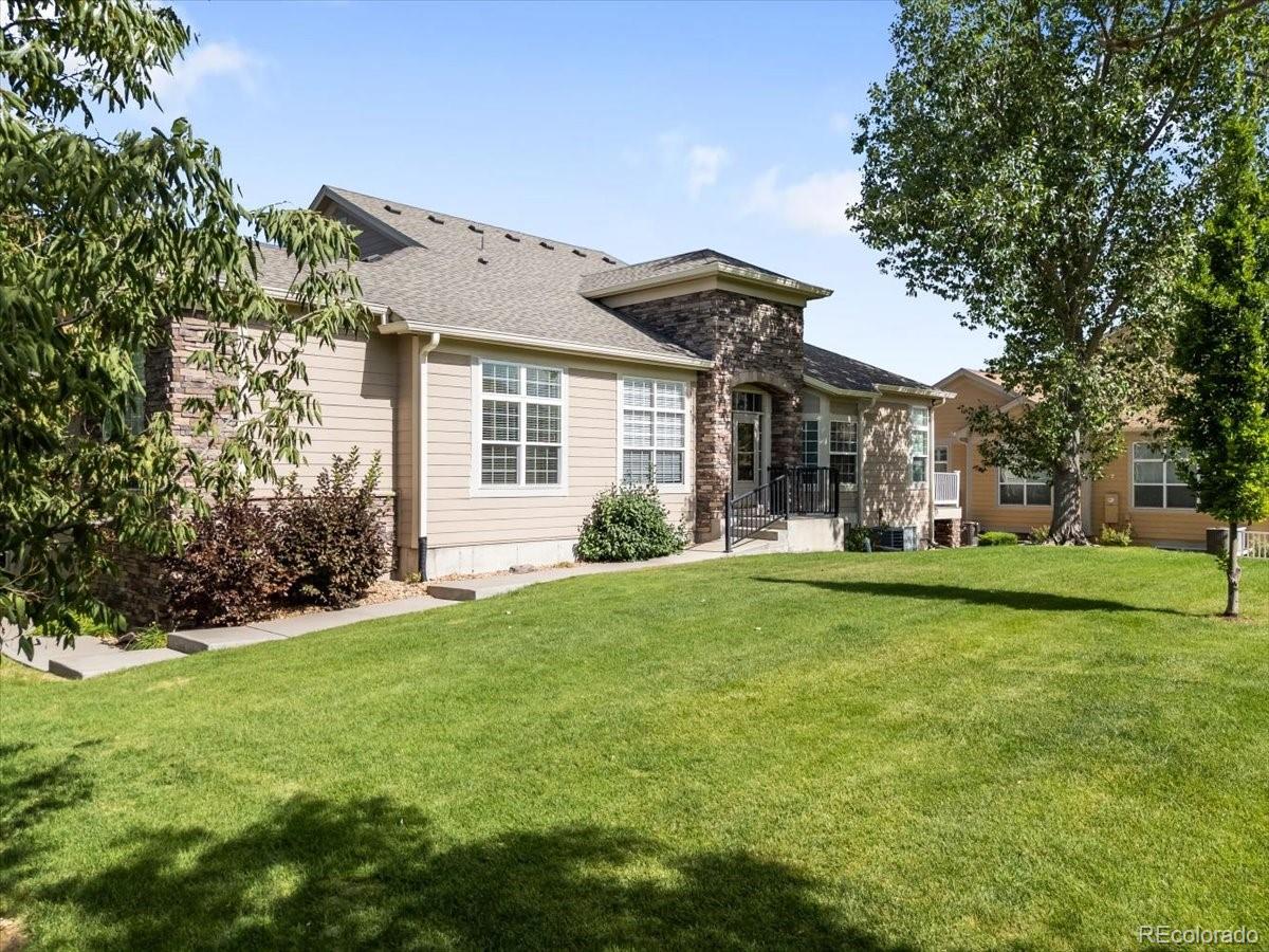 Emerald Estates Thornton Condo / Townhome | MLS #: 76770593862 E 127th Lane , Thornton Beds: 4 Baths: 3 Price: $550,000