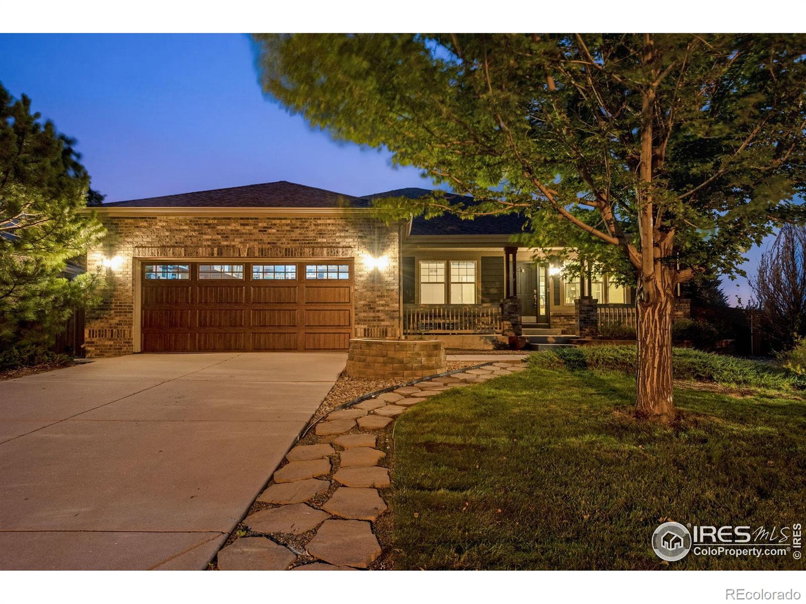 The Conservatory Aurora Home | MLS #: 45678910389112796 S Jebel Way, Aurora Beds: 5 Baths: 3 Price: $640,000