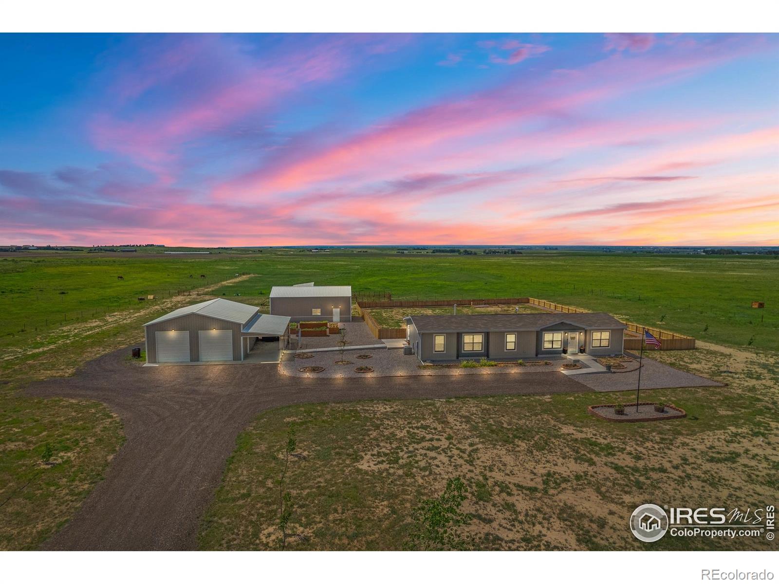15412 county road x , Weldona sold home. Closed on 2025-11-14 for $635,000.