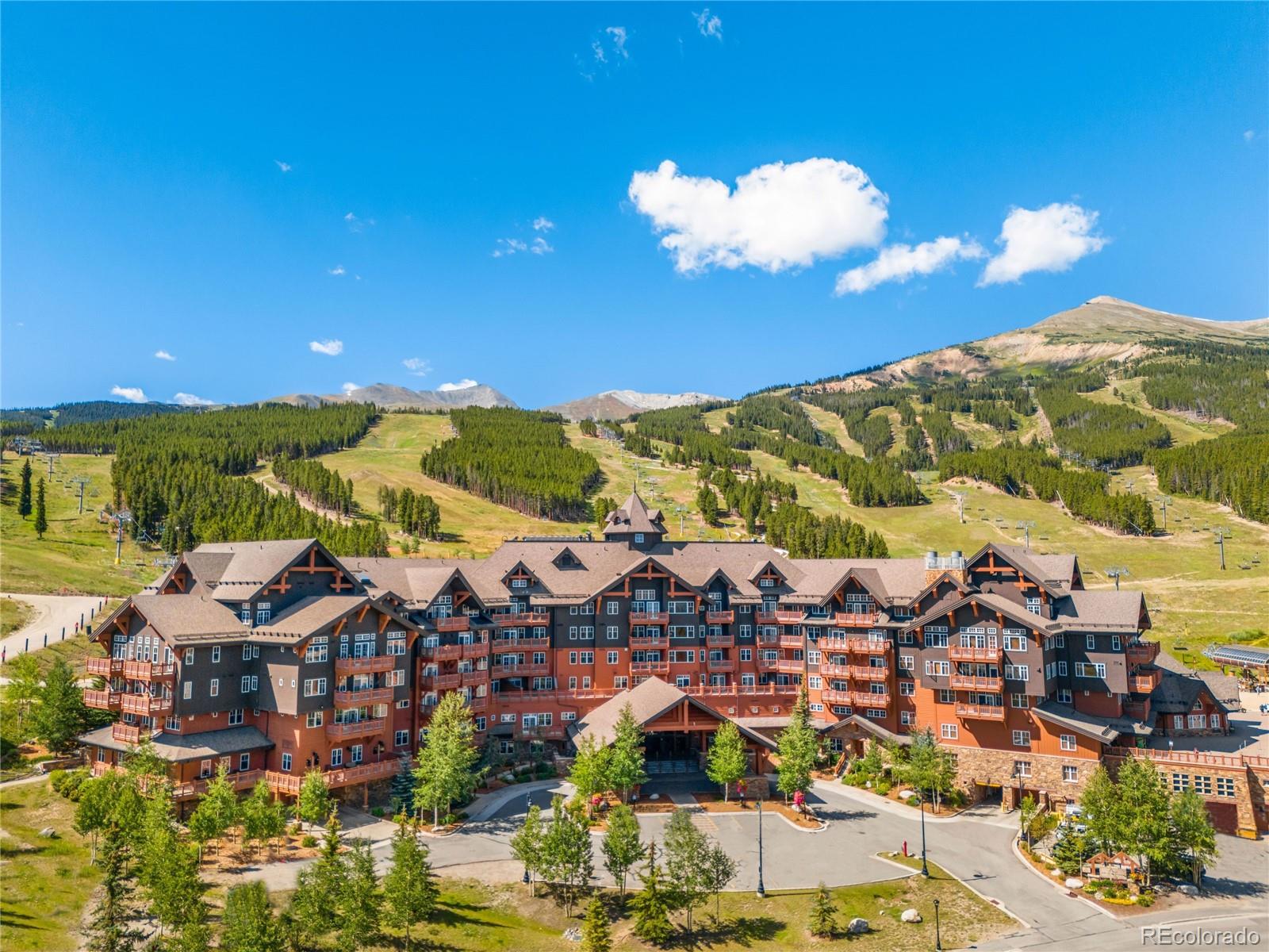  Breckenridge Condo / Townhome | MLS #: 52796891521  Ski Hill Road 8424, Breckenridge Beds: 3 Baths: 3 Price: $3,799,000