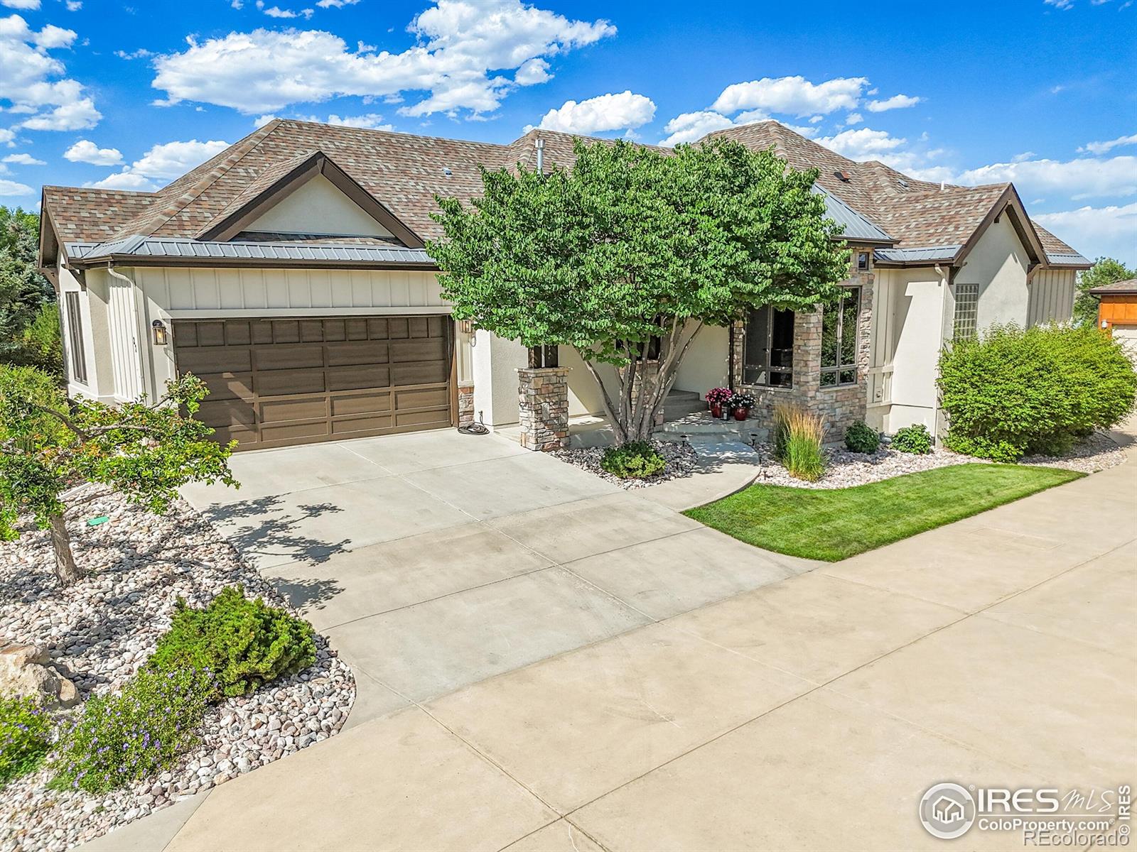 Horseshoe Lake Loveland Home | MLS #: 45678910390332276  Seven Lakes Drive, Loveland Beds: 5 Baths: 5 Price: $995,000