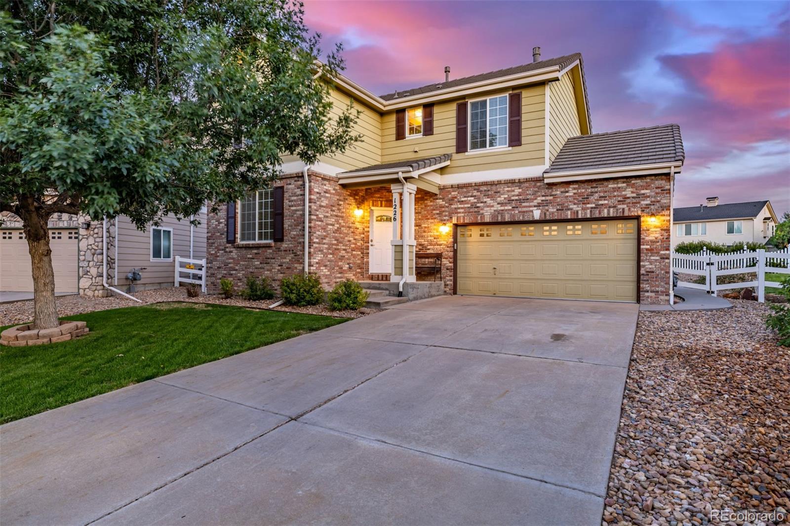 Murphy Creek Aurora Home | MLS #: 64517221226 S Fultondale Circle, Aurora Beds: 4 Baths: 3 Price: $490,000