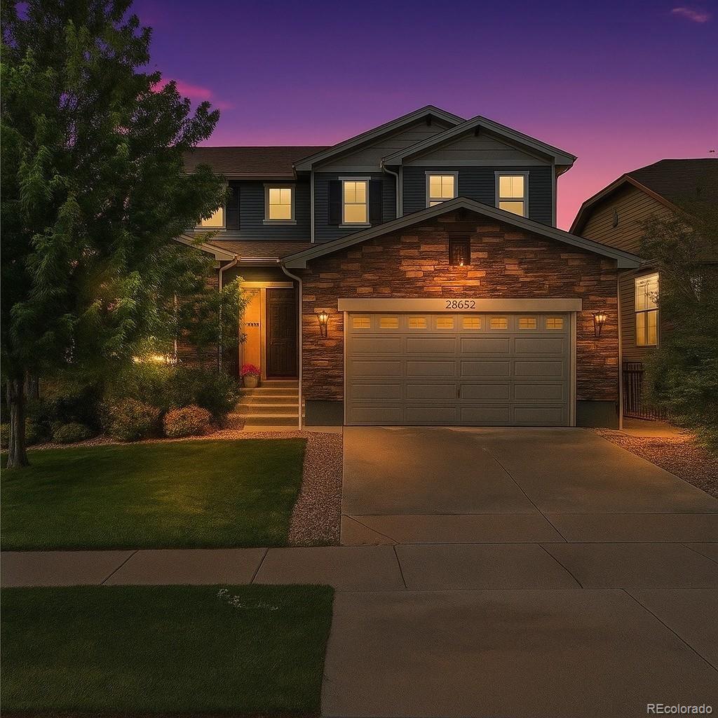 Blackstone Aurora Home | MLS #: 979799926889 E Irish Place, Aurora Beds: 5 Baths: 4 Price: $750,000