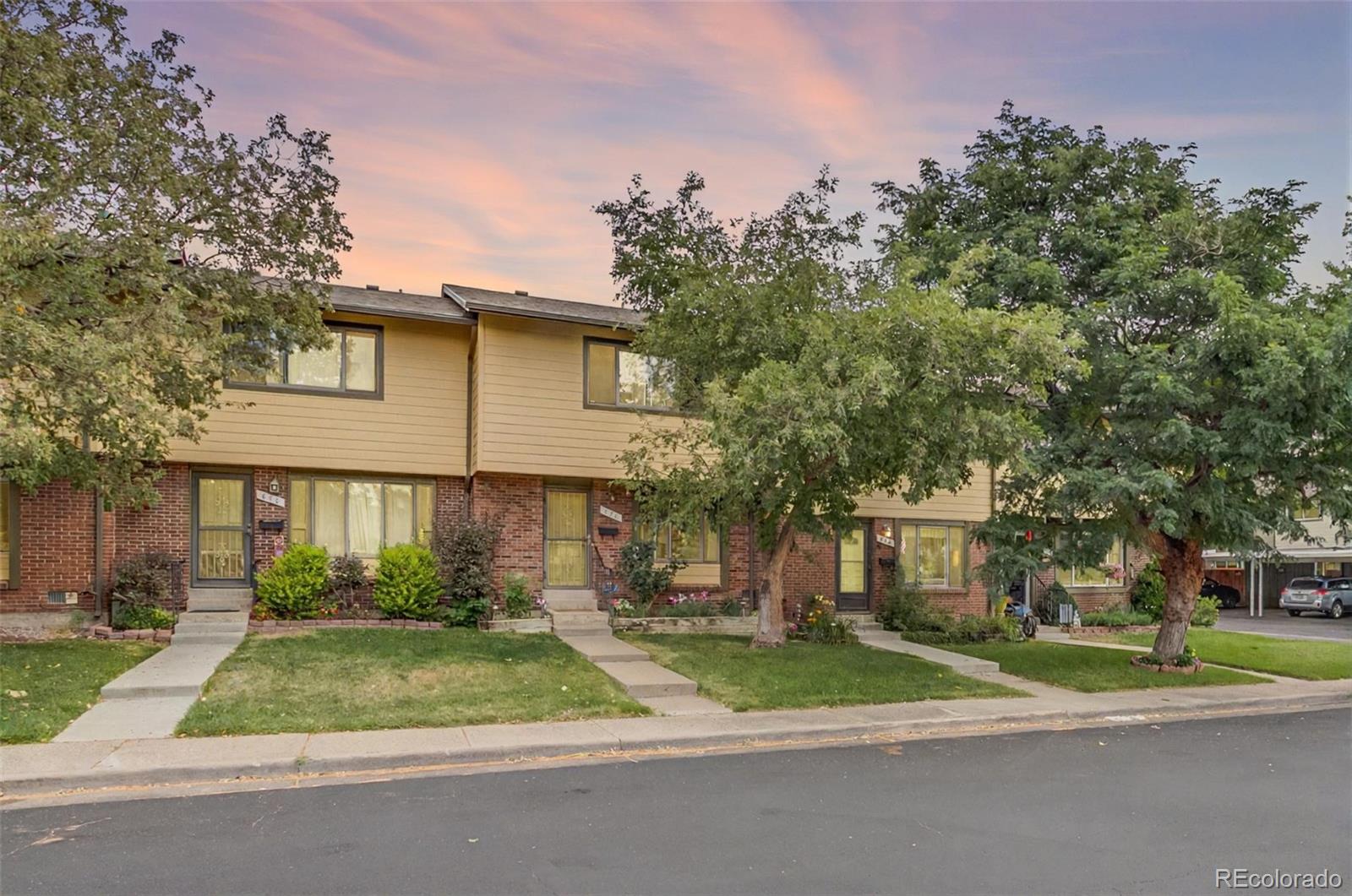 Villa West Lakewood Home | MLS #: 3855323680 S Carr Street, Lakewood Beds: 2 Baths: 2 Price: $385,000