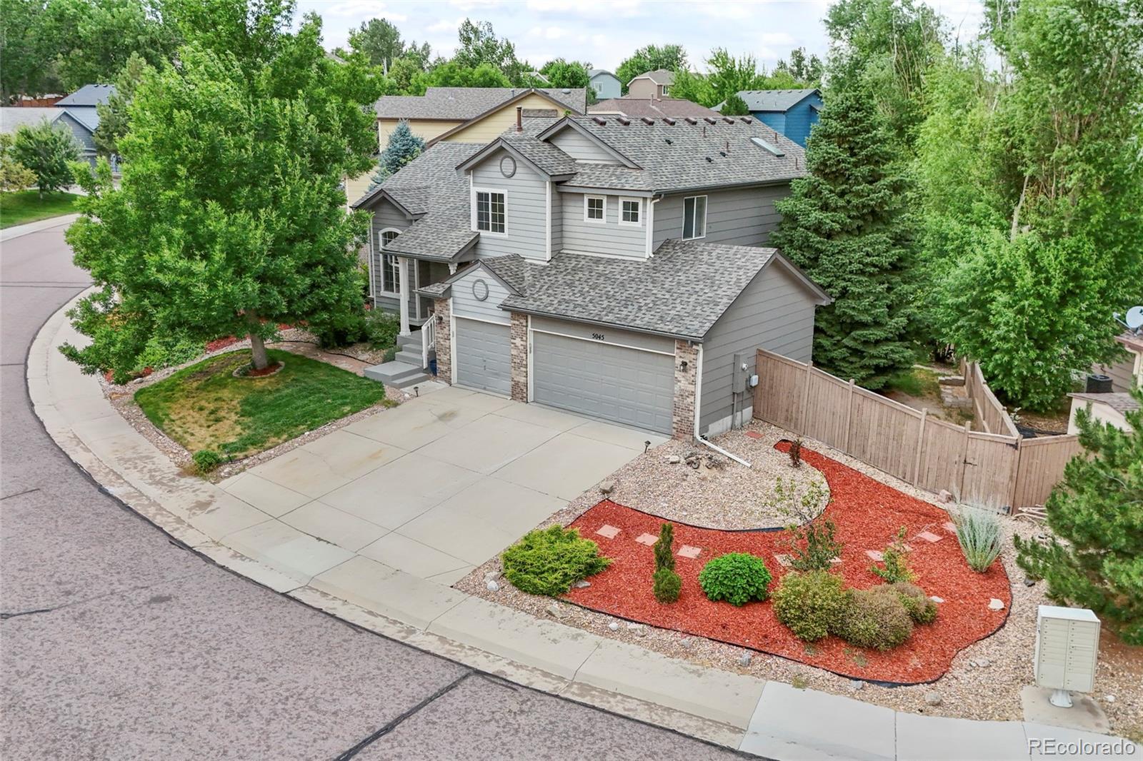 The Meadows Castle Rock Home | MLS #: 32460605045  Stonecrop Circle, Castle Rock Beds: 4 Baths: 4 Price: $570,000