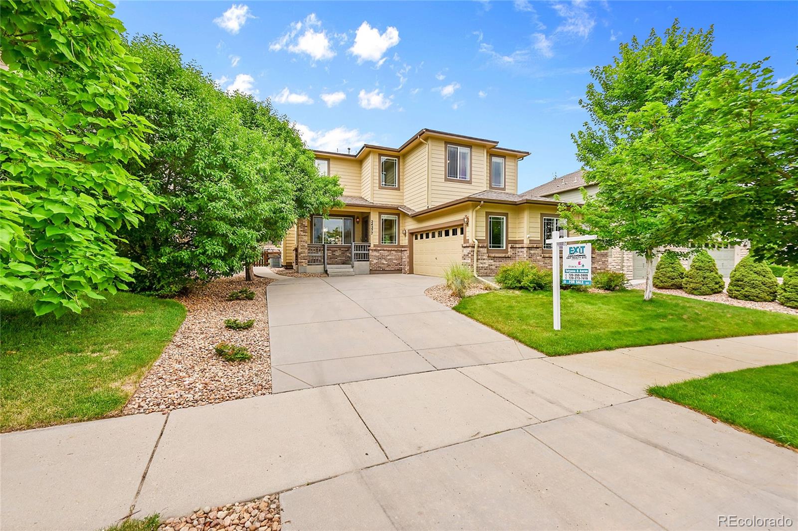 Tallyns Reach Aurora Home | MLS #: 607709224277 E Ontario Place, Aurora Beds: 4 Baths: 3 Price: $675,000