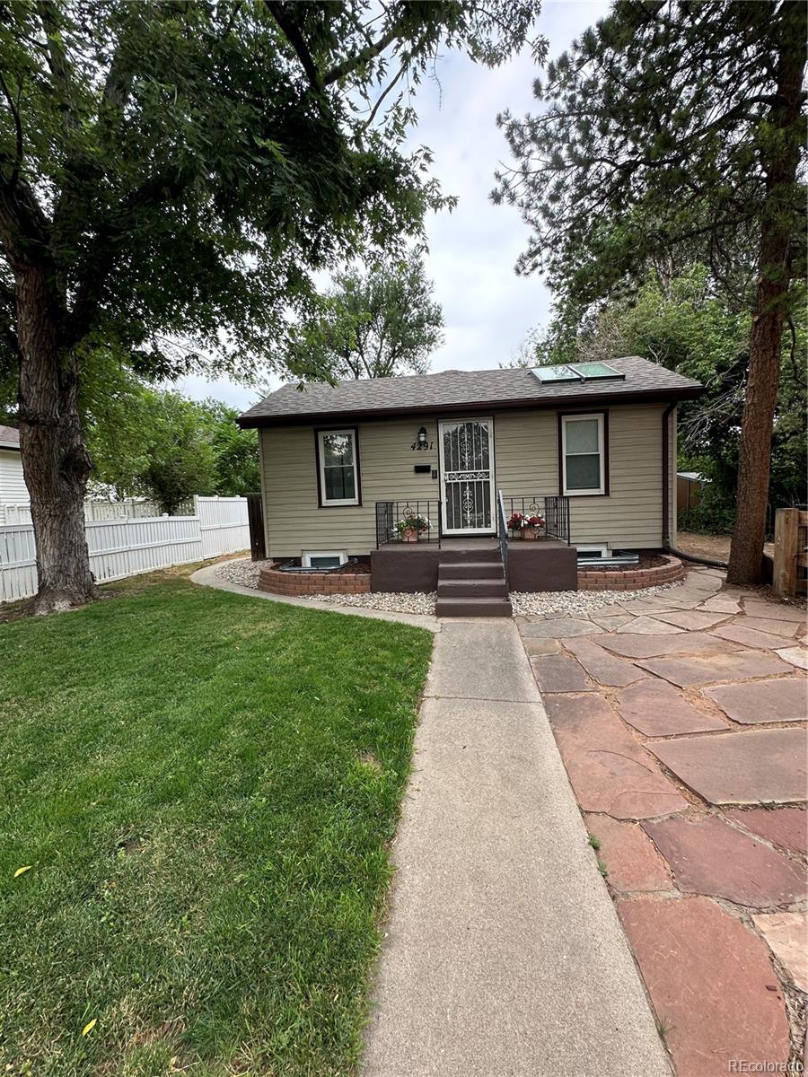 Broadway Heights Englewood Home | MLS #: 27064414291 S Clarkson Street, Englewood Beds: 4 Baths: 2 Price: $565,000