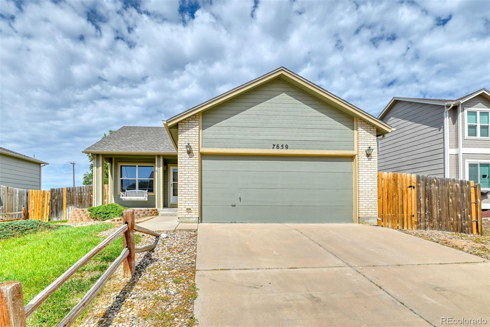 7659 middle bay way, Fountain sold home. Closed on 2025-10-02 for $400,000.