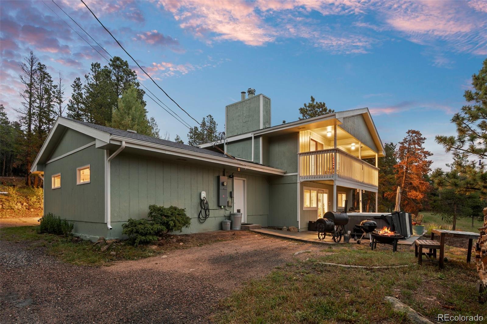 Coal Creek Heights Golden Home | MLS #: 994440711718  Sidney Road, Golden Beds: 3 Baths: 2 Price: $675,000