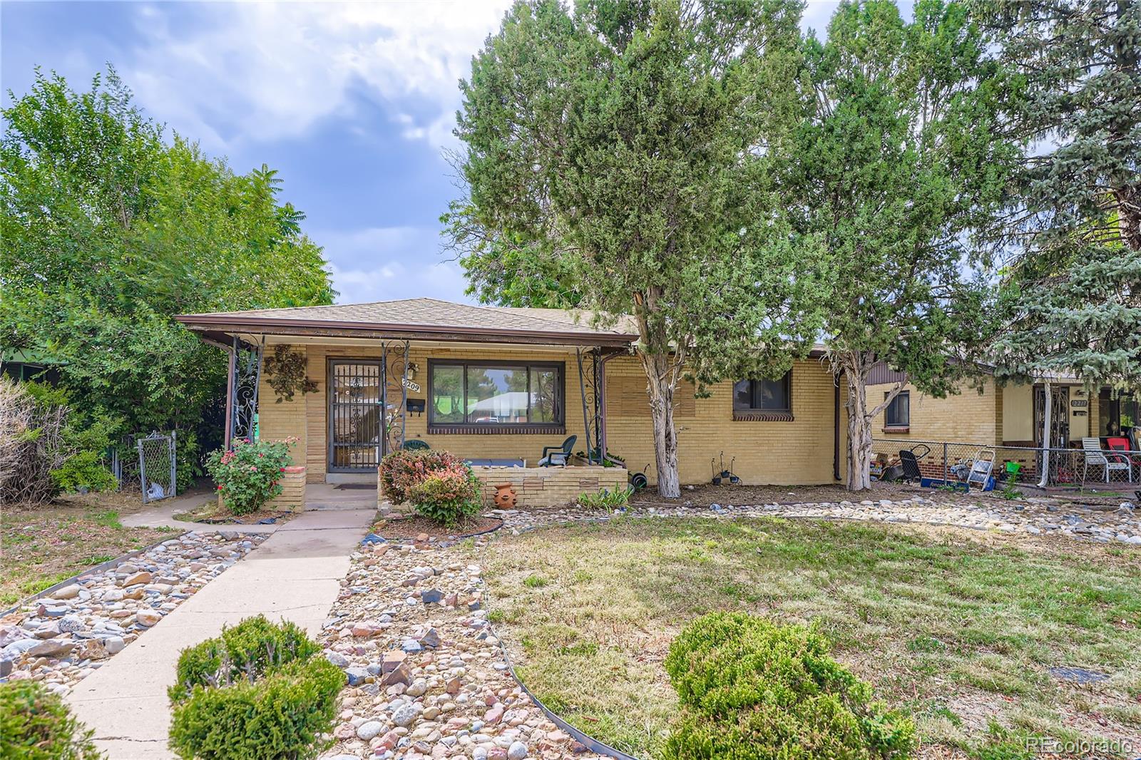 New England Heights Aurora Home | MLS #: 58844392209  Havana Street, Aurora Beds: 4 Baths: 2 Price: $319,000