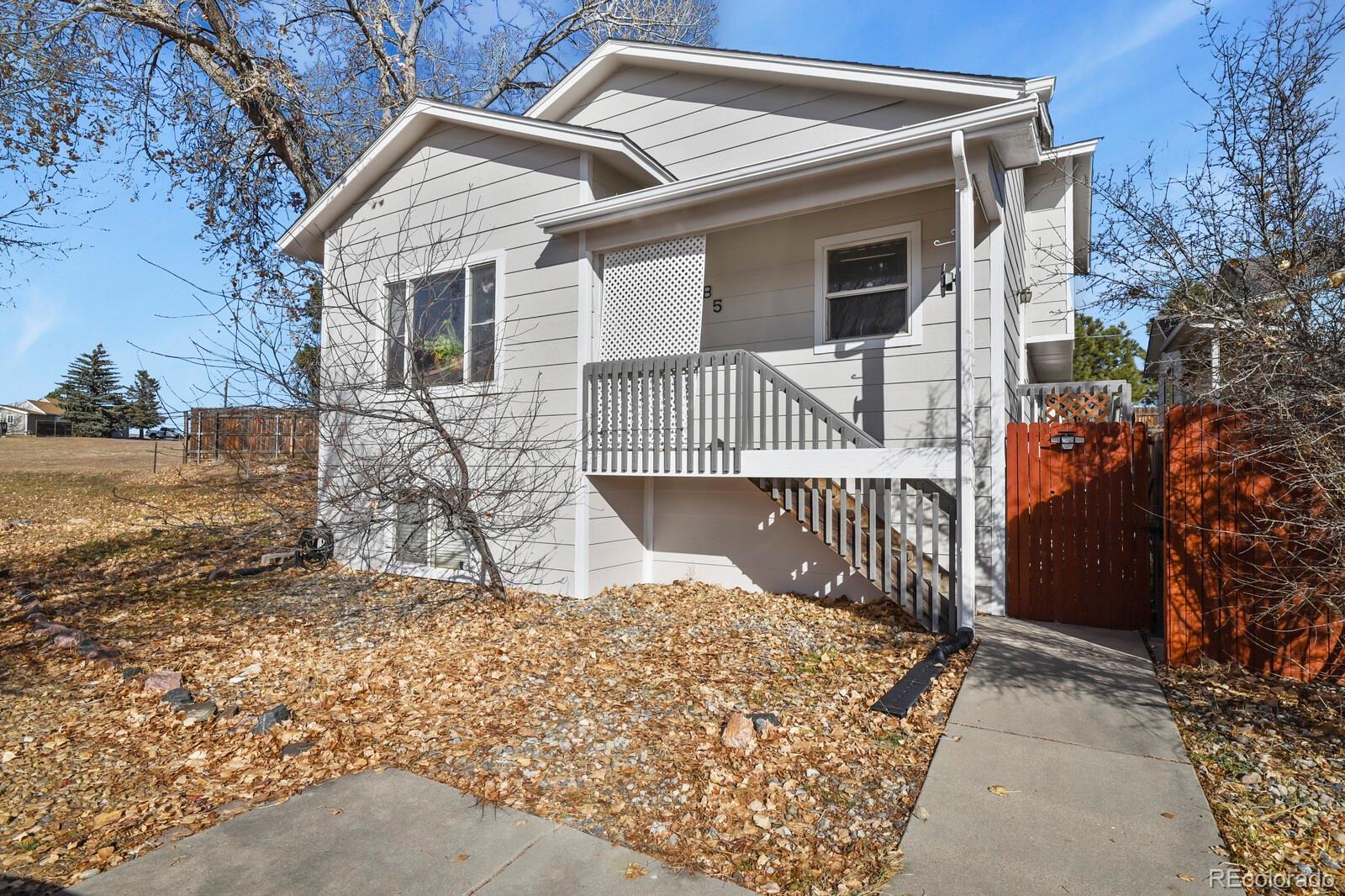  Elizabeth Home | MLS #: 8379181275  Settlement Lane, Elizabeth Beds: 4 Baths: 2 Price: $395,000