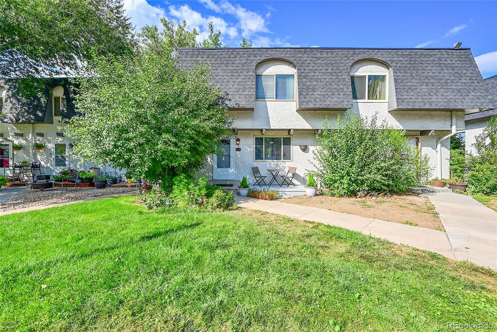 421 e highline circle, Centennial sold home. Closed on 2025-10-27 for $347,500.
