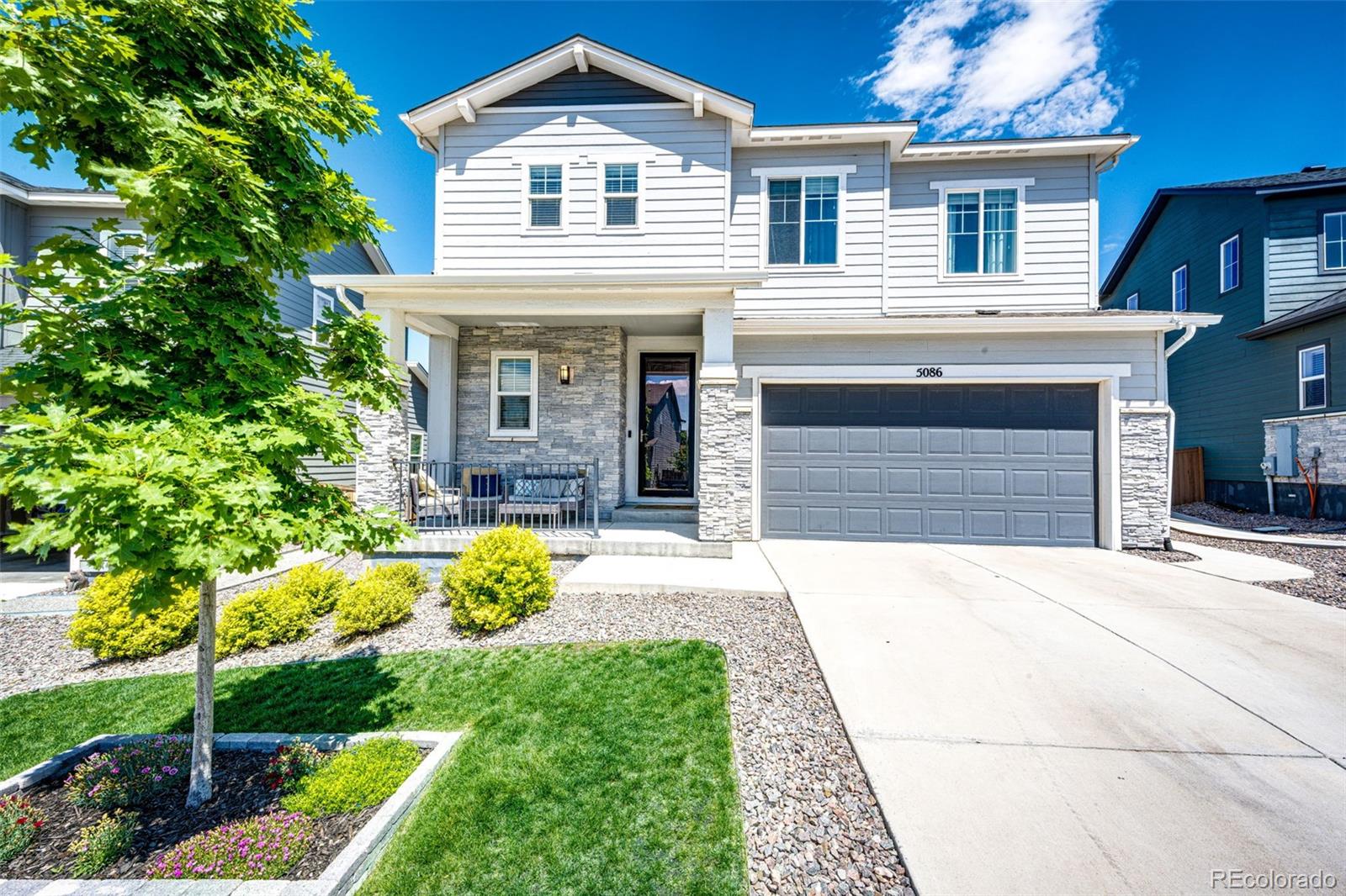 Terrain Castle Rock Home | MLS #: 92686425086  Basalt Ridge Circle, Castle Rock Beds: 5 Baths: 5 Price: $720,000