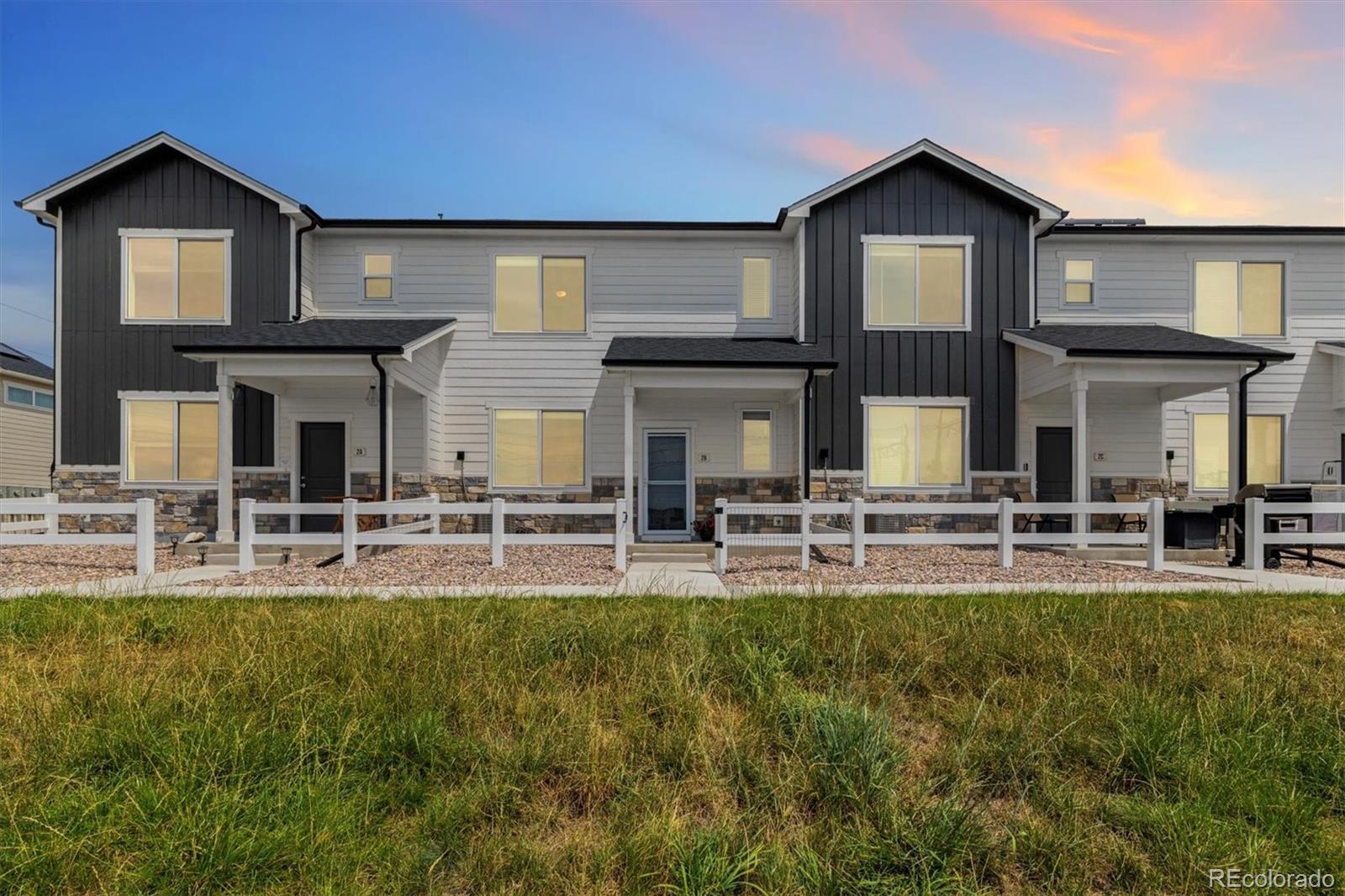 Lupton Village Fort Lupton Home | MLS #: 2871804503 S Rollie Avenue, Fort Lupton Beds: 2 Baths: 3 Price: $349,900
