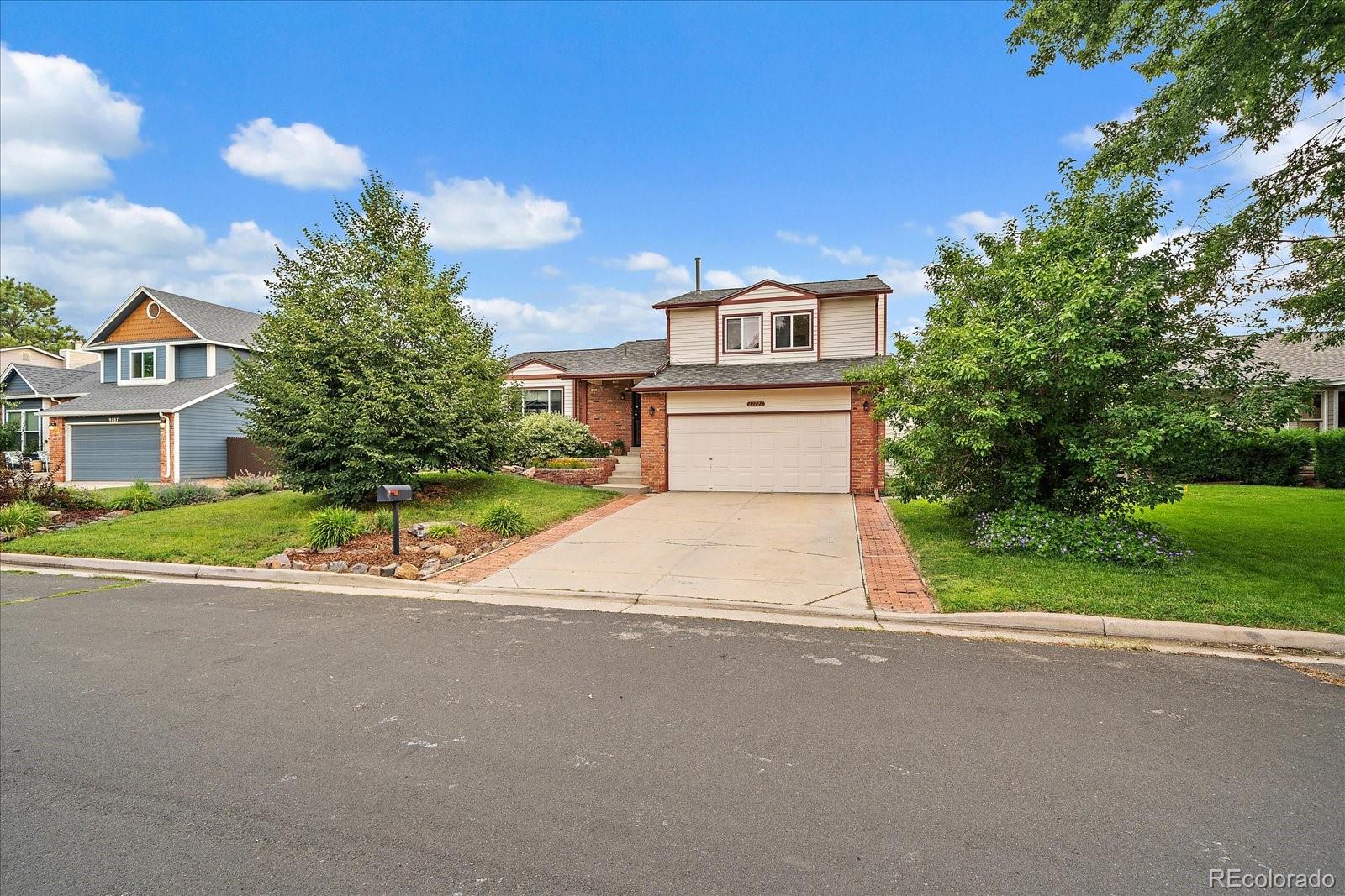 Seven Lakes Aurora Home | MLS #: 966452719727 E Eldorado Drive, Aurora Beds: 3 Baths: 4 Price: $535,000