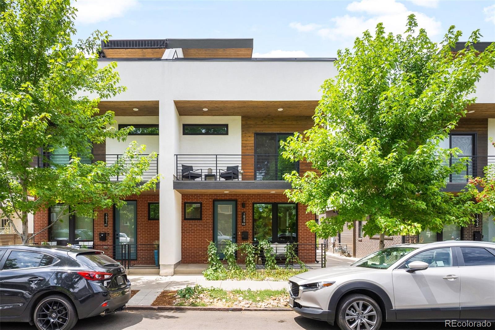 Platte Denver Condo / Townhome | MLS #: 19814651829 S Pearl Street 2, Denver Beds: 2 Baths: 3 Price: $899,000