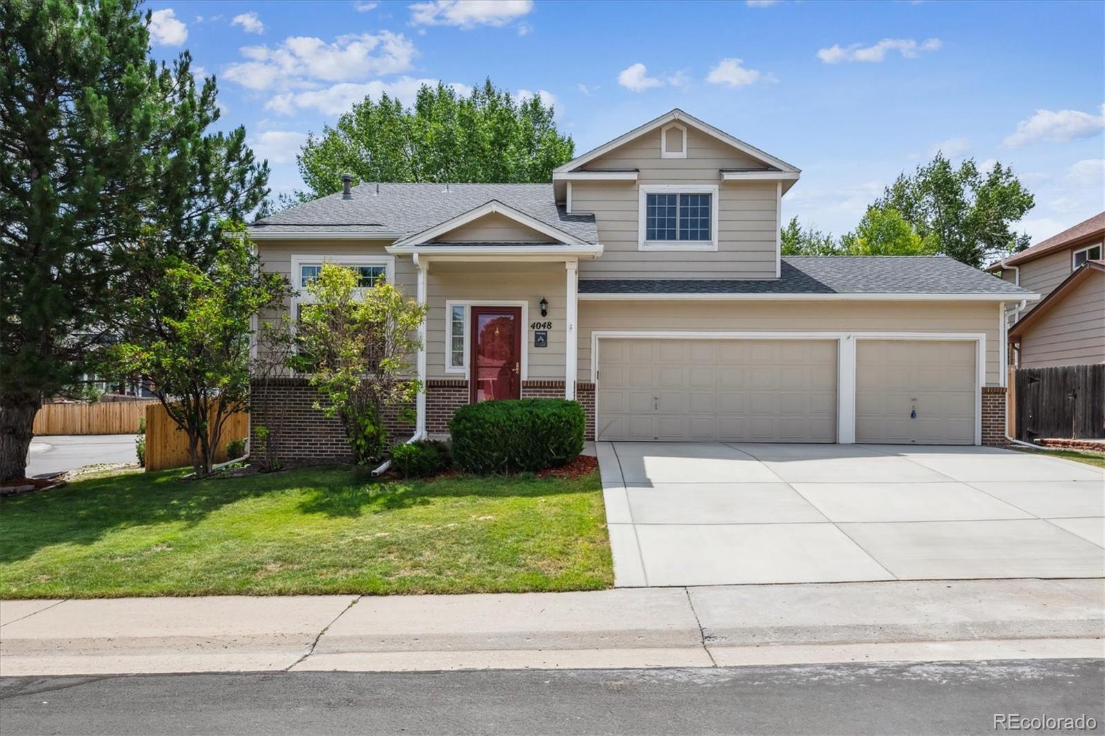 Founders Village Castle Rock Home | MLS #: 72474144048  Ashcroft Avenue, Castle Rock Beds: 3 Baths: 3 Price: $525,000