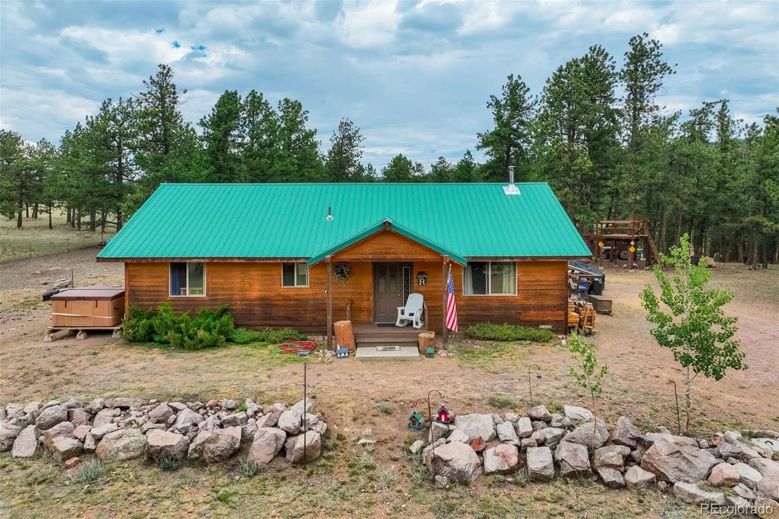 141 cabin lane, Guffey sold home. Closed on 2026-03-23 for $390,000.