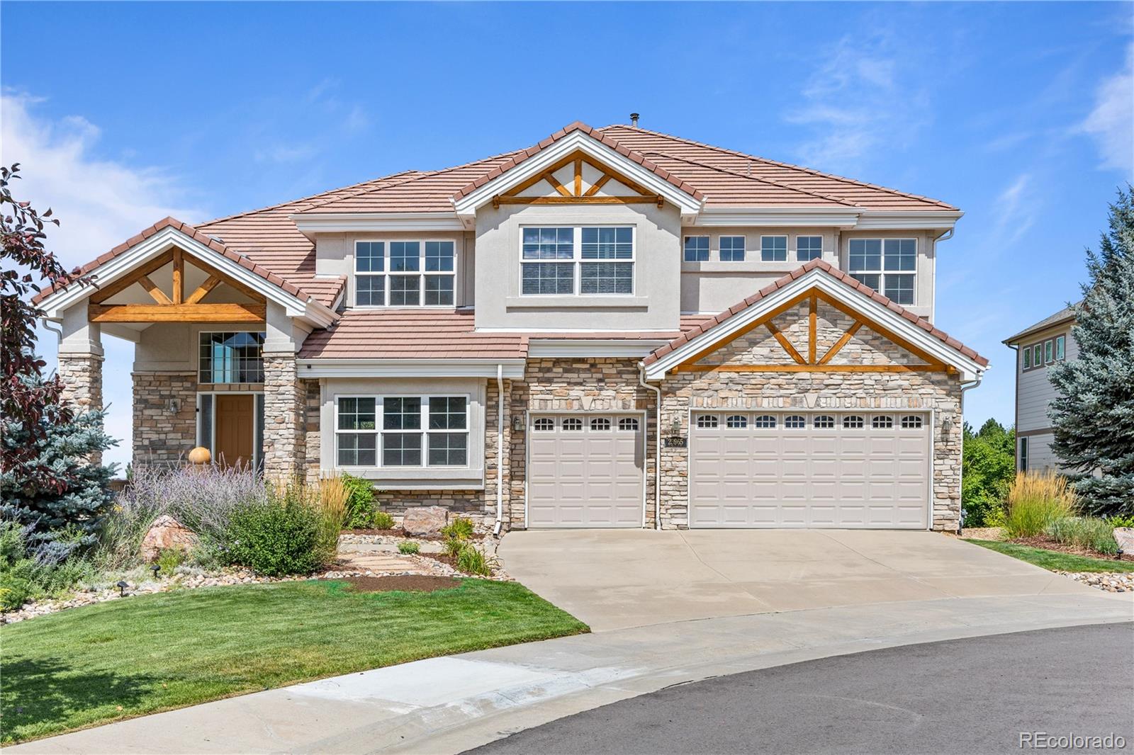 Creekside Eagle Bend Aurora Home | MLS #: 881657623965 E Kettle Place, Aurora Beds: 5 Baths: 4 Price: $985,000