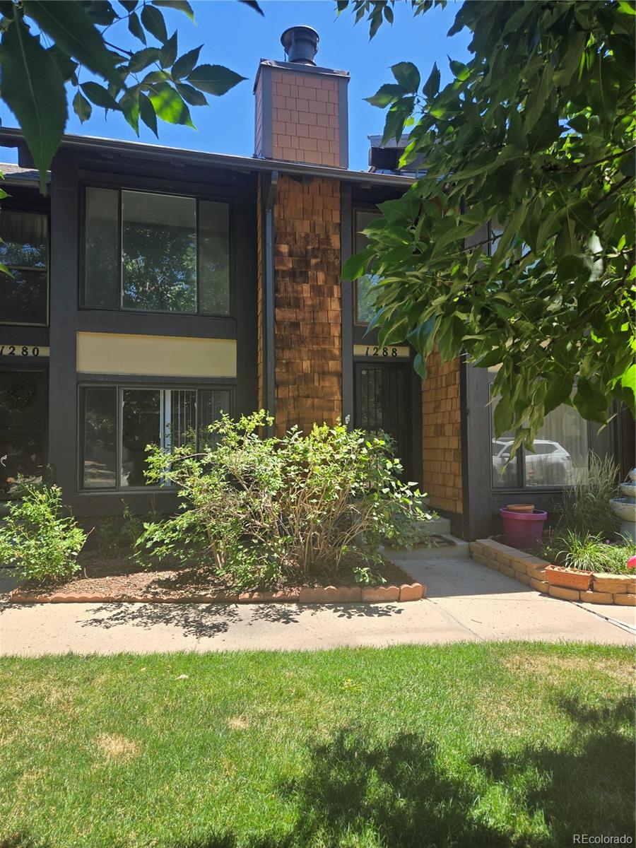  Aurora Condo / Townhome | MLS #: 61009411288 S Carson Way , Aurora Beds: 2 Baths: 2 Price: $269,700