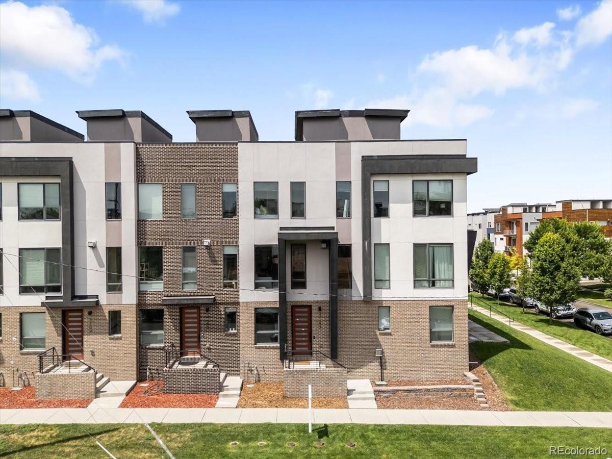 Sloans Lake Denver Condo / Townhome | MLS #: 57771493103 W 18th Avenue , Denver Beds: 3 Baths: 4 Price: $660,000