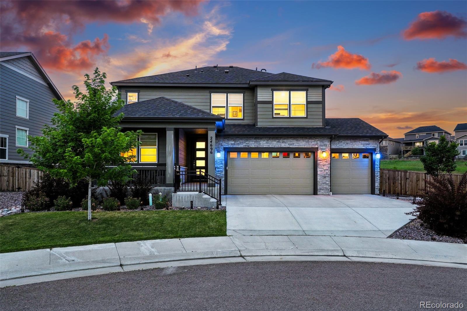 Sorrel Ranch Aurora Home | MLS #: 687884124696 E Alamo Avenue, Aurora Beds: 4 Baths: 3 Price: $775,000