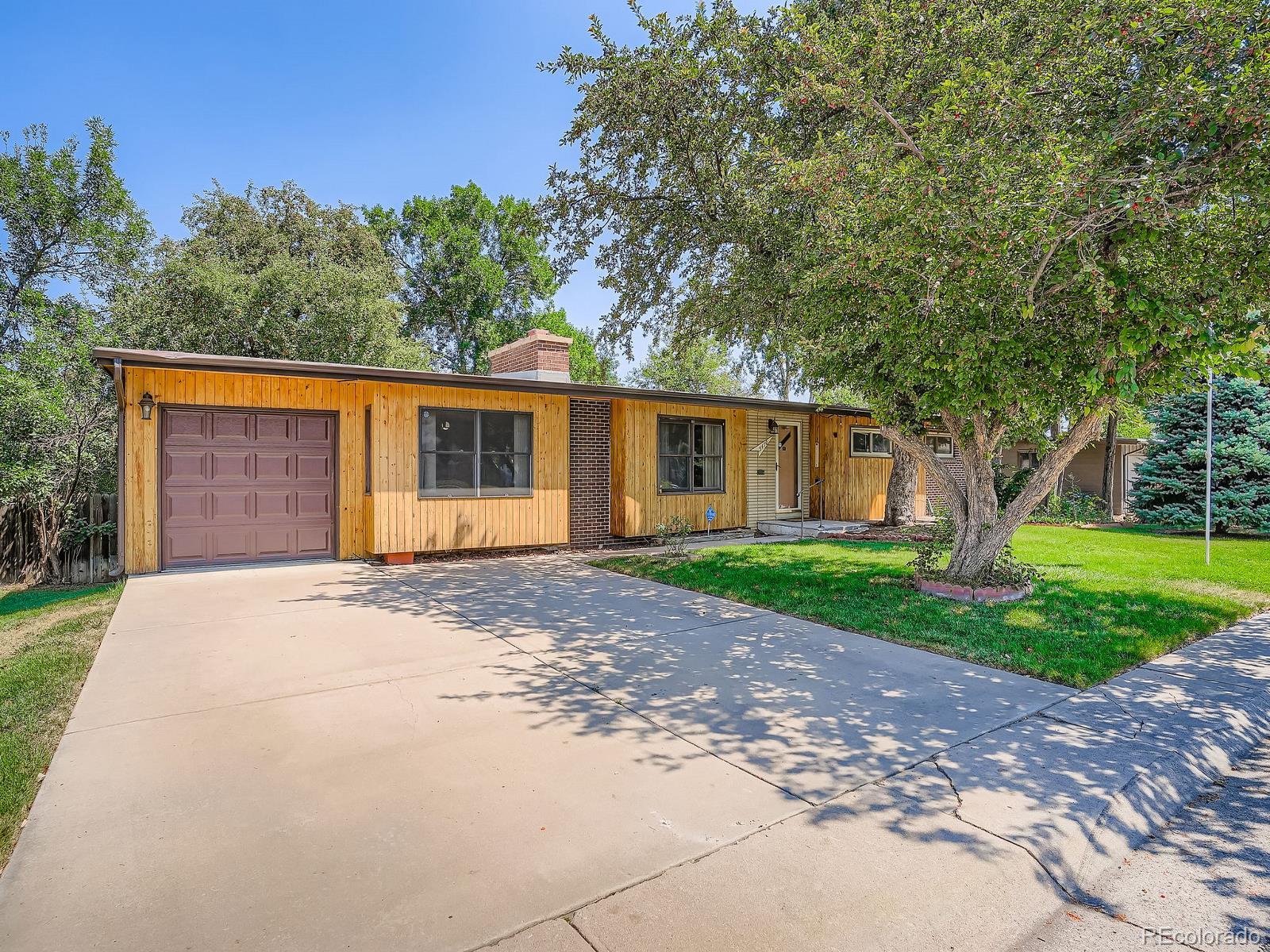 Lininger Littleton Home | MLS #: 23014755470 S Huron Way, Littleton Beds: 4 Baths: 2 Price: $525,000