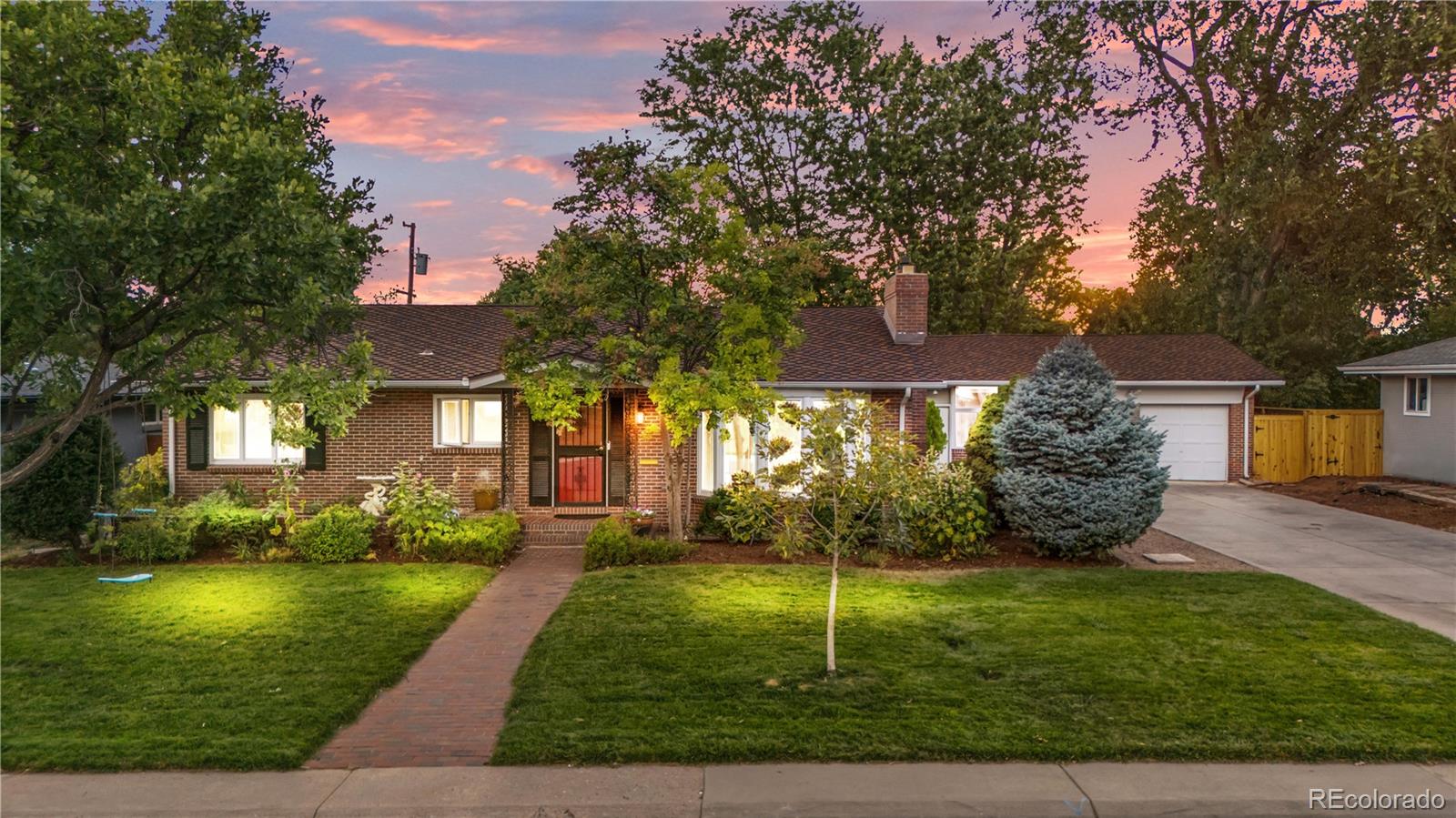 Southern Hills Denver Home | MLS #: 59090863223 S Columbine Street, Denver Beds: 3 Baths: 3 Price: $1,045,000