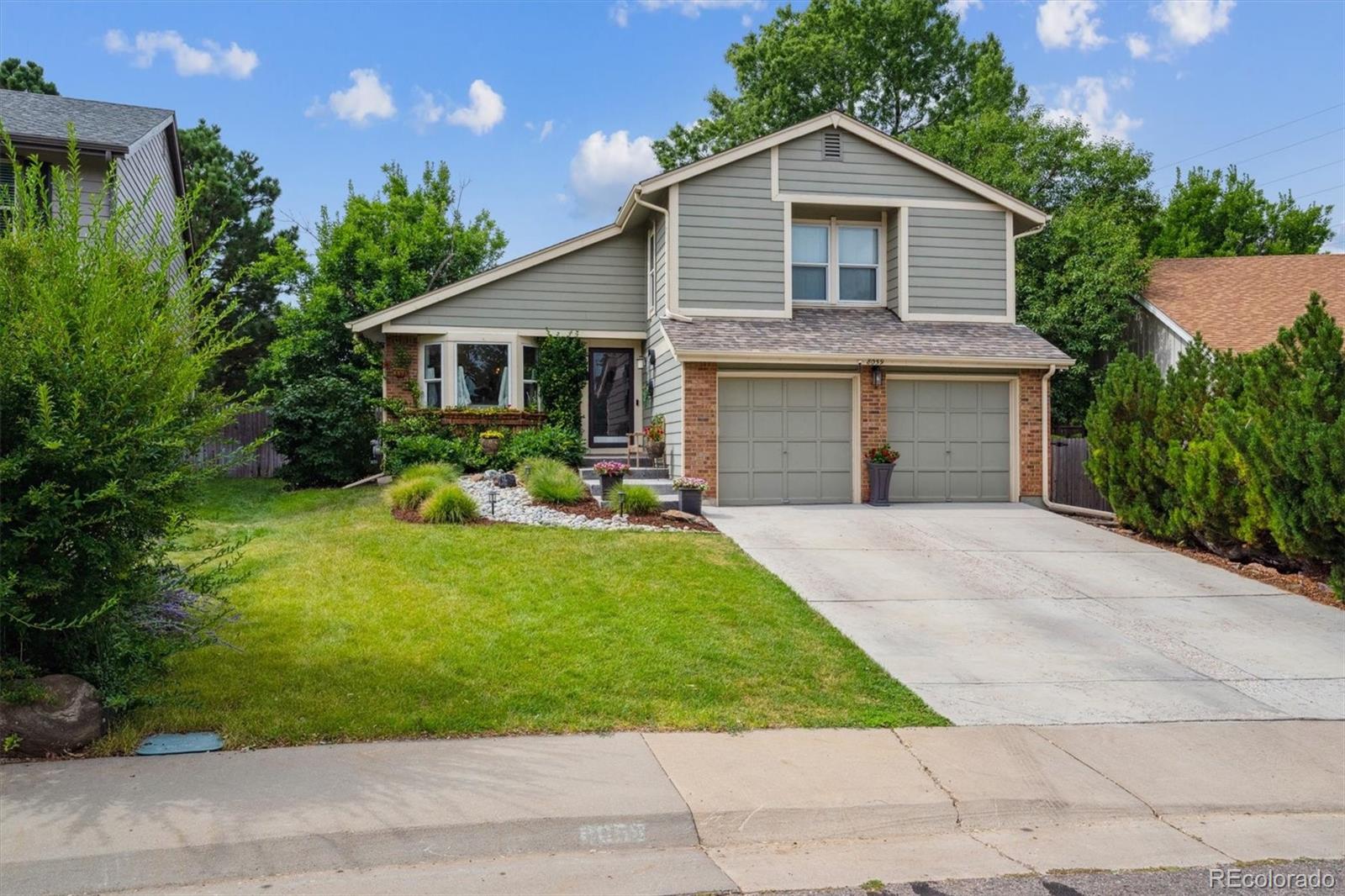 Willow Creek Centennial Home | MLS #: 79425088059 S Quince Circle, Centennial Beds: 3 Baths: 3 Price: $685,000