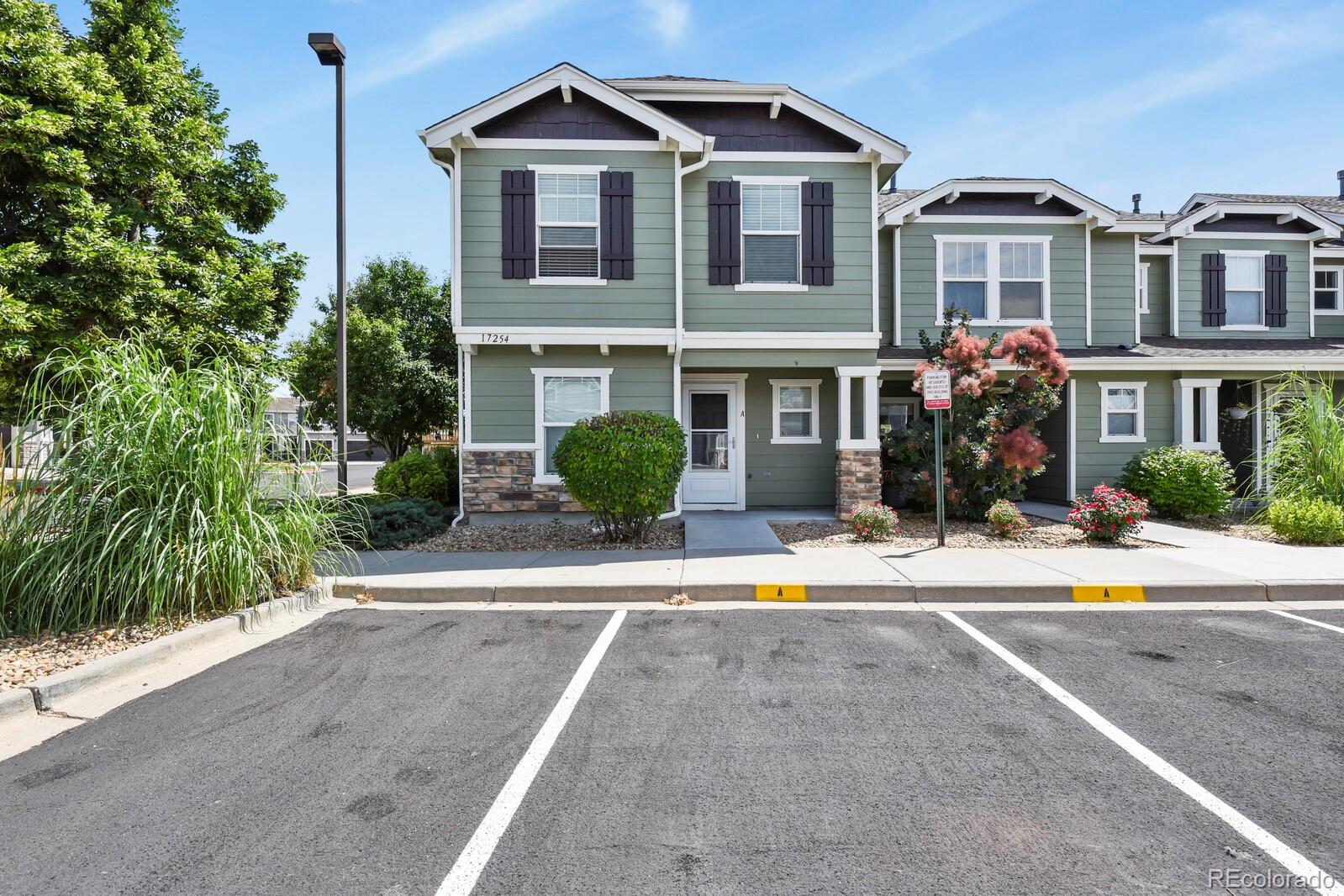 Cottonwood South Parker Condo / Townhome | MLS #: 202724317254  Lark Water Lane A, Parker Beds: 3 Baths: 3 Price: $403,000
