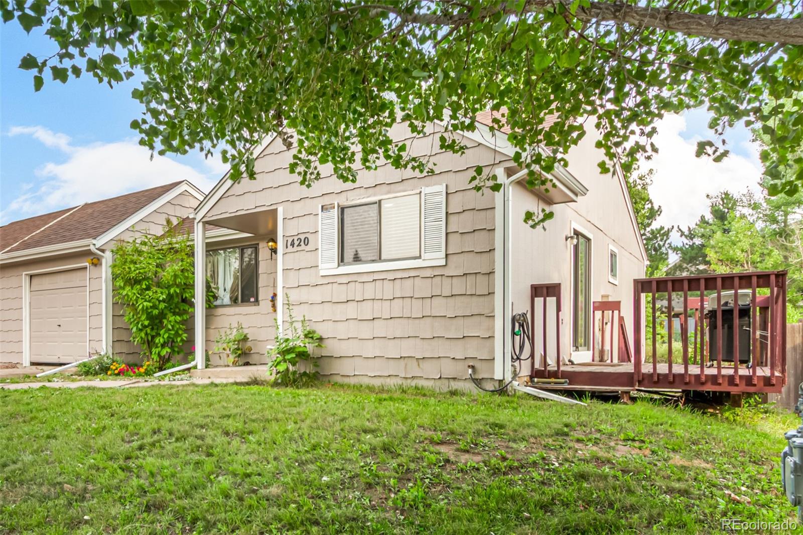 South Ridge Castle Rock Condo / Townhome | MLS #: 63789941420 S Sierra Drive , Castle Rock Beds: 3 Baths: 2 Price: $395,999