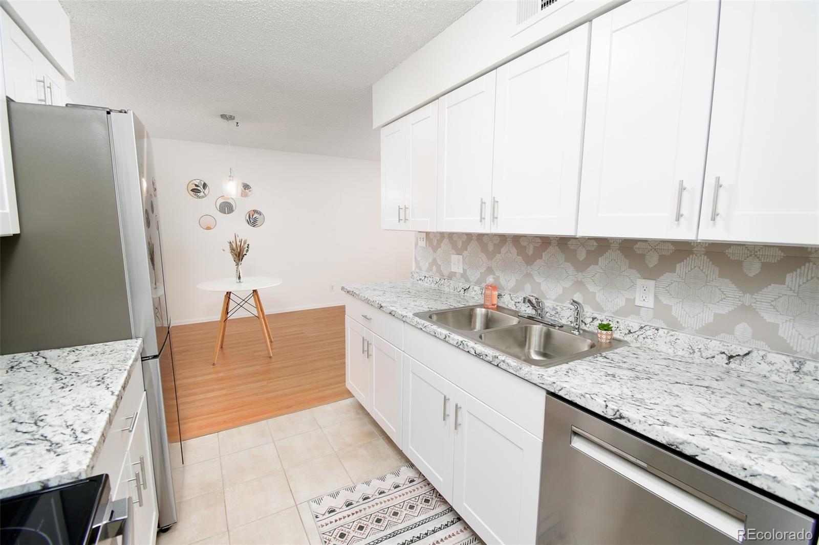 7375 e quincy avenue, Denver sold home. Closed on 2025-12-23 for $195,000.