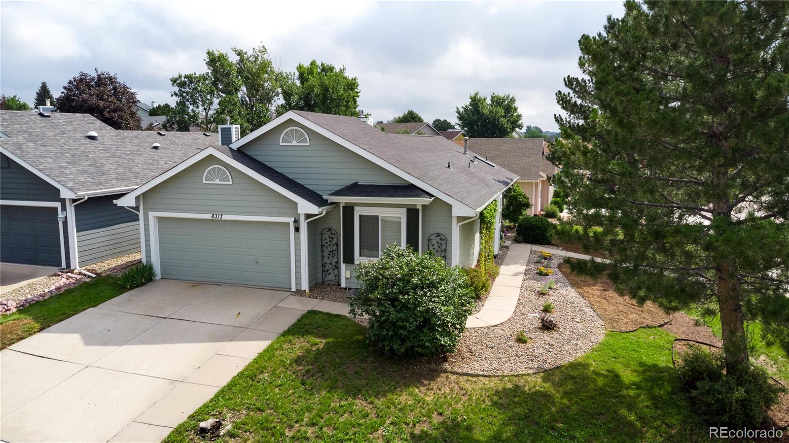 Fairfax Colorado Springs Home | MLS #: 64492998313  Scarborough Drive, Colorado Springs Beds: 3 Baths: 3 Price: $449,000