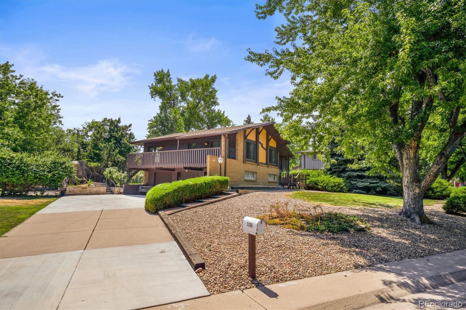 Normandy Estates Littleton Home | MLS #: 60577585366 W Portland Drive, Littleton Beds: 4 Baths: 3 Price: $629,000