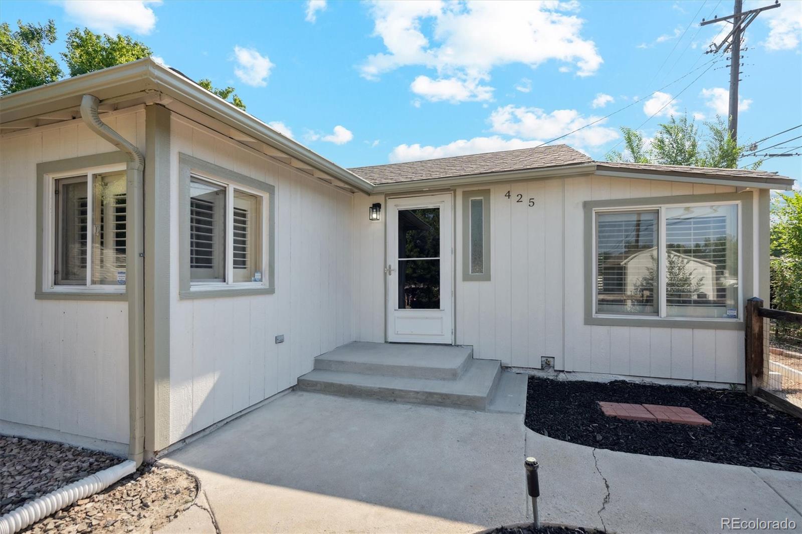 Broadway Heights Englewood Home | MLS #: 9760941425 W Oxford Avenue, Englewood Beds: 4 Baths: 1 Price: $450,000