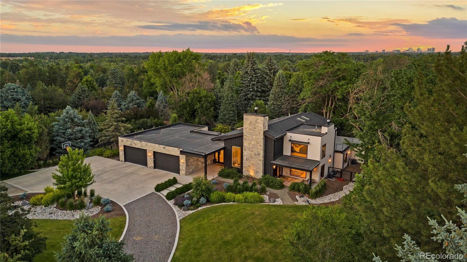  Greenwood Village Home | MLS #: 84297855160 S Franklin Street, Greenwood Village Beds: 5 Baths: 6 Price: $3,695,000