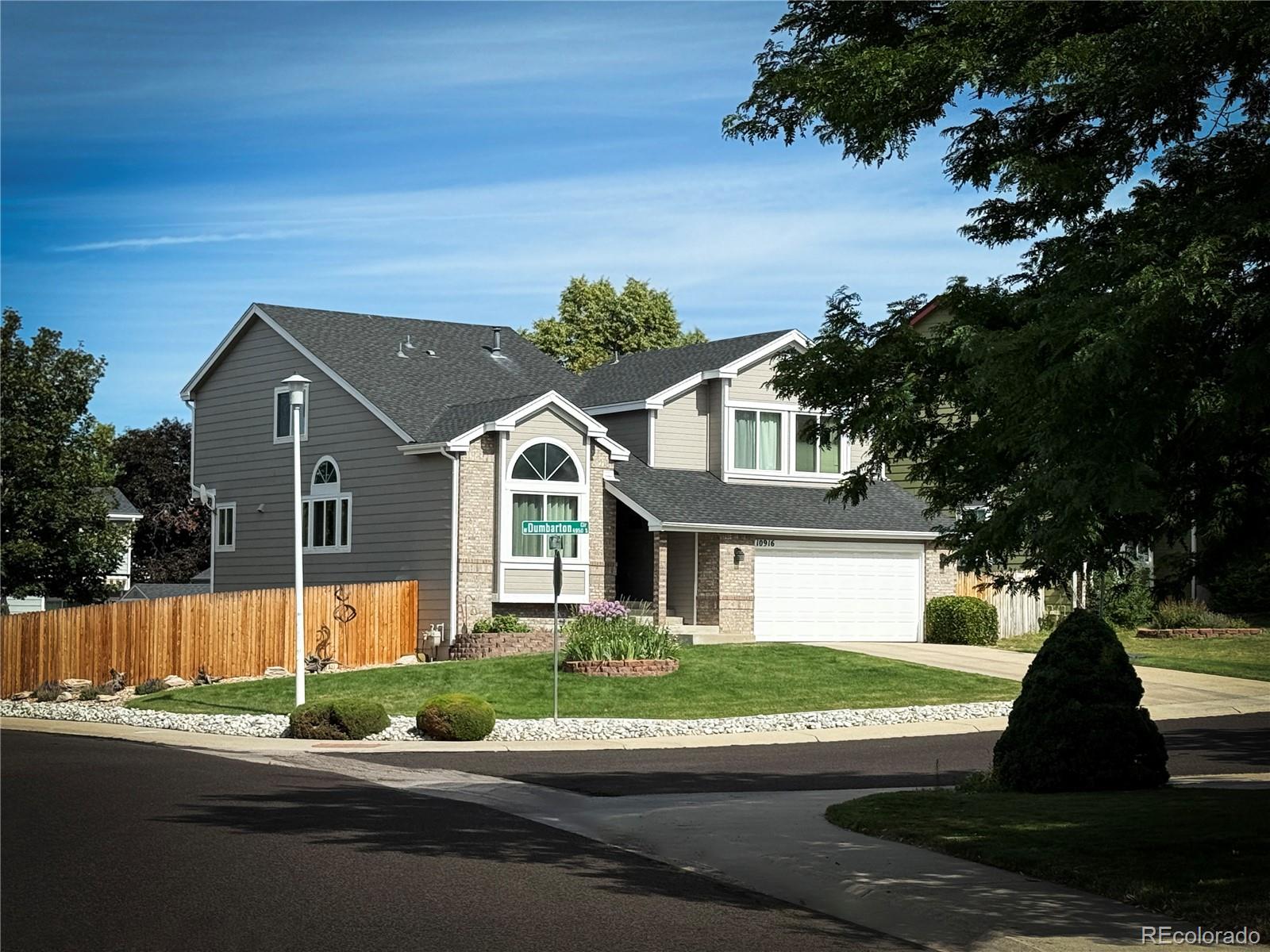 Lakehurst Littleton Home | MLS #: 182987710916 W Dumbarton Circle, Littleton Beds: 3 Baths: 3 Price: $689,900