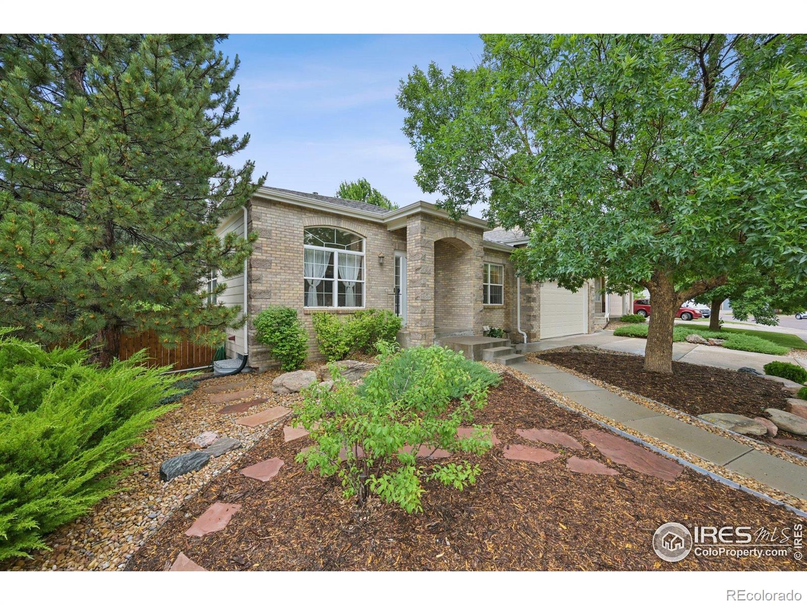 Metzler Ranch Castle Rock Home | MLS #: 45678910408293991  Stampede Drive, Castle Rock Beds: 4 Baths: 3 Price: $700,000