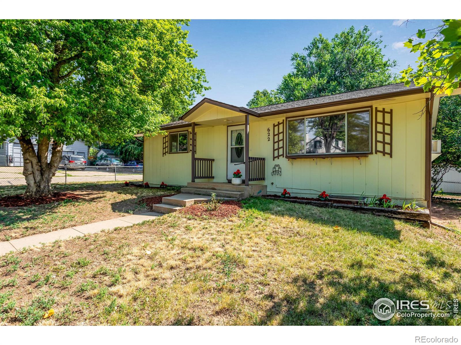  Lyons Home | MLS #: 4567891040835622  3rd Avenue, Lyons Beds: 3 Baths: 3 Price: $699,000