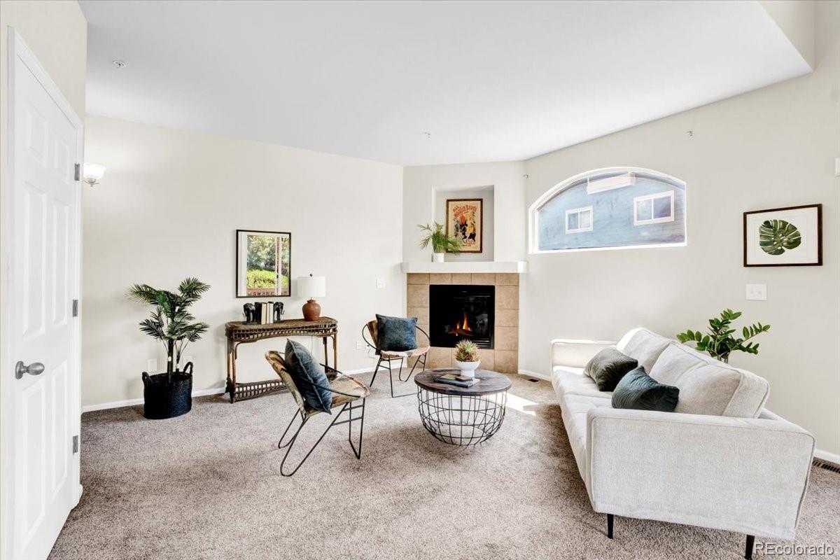 260 carina circle, Loveland sold home. Closed on 2025-10-20 for $340,000.