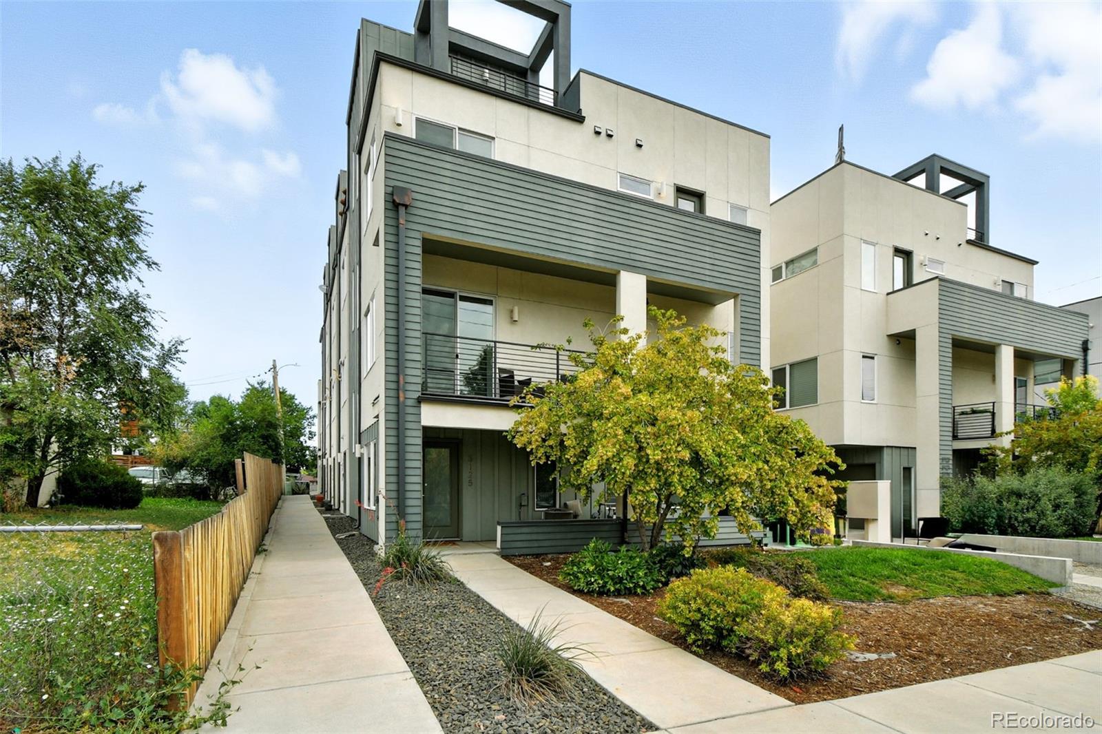 Cheltenham Heights Denver Home | MLS #: 89535833125 W 18th Avenue, Denver Beds: 2 Baths: 3 Price: $615,000