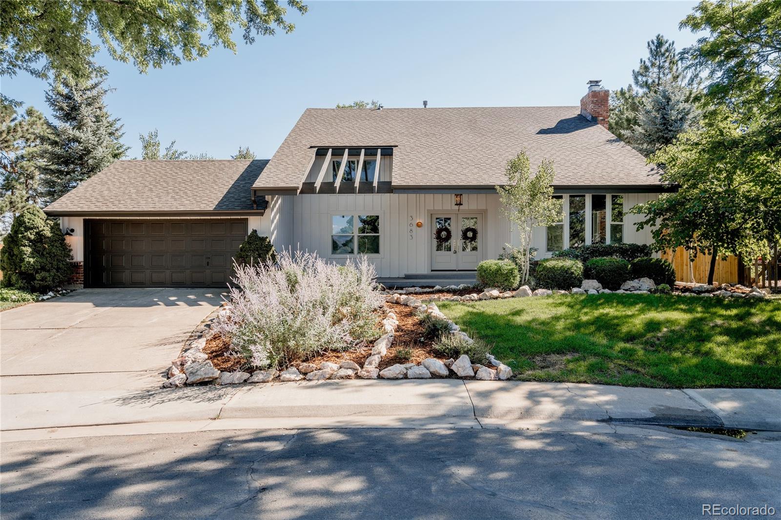The Knolls Centennial Home | MLS #: 57226783683 E Geddes Drive, Centennial Beds: 5 Baths: 4 Price: $1,495,000