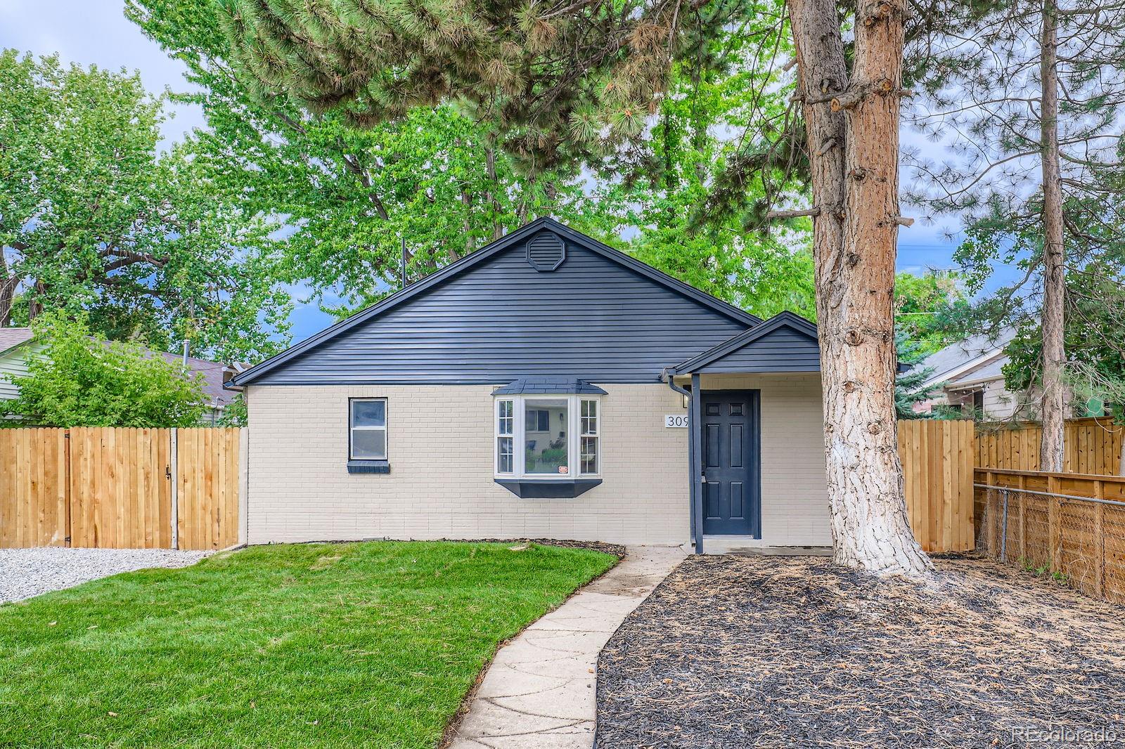 Hilltop Denver Home | MLS #: 8113662309 S Hudson Street, Denver Beds: 3 Baths: 2 Price: $610,000